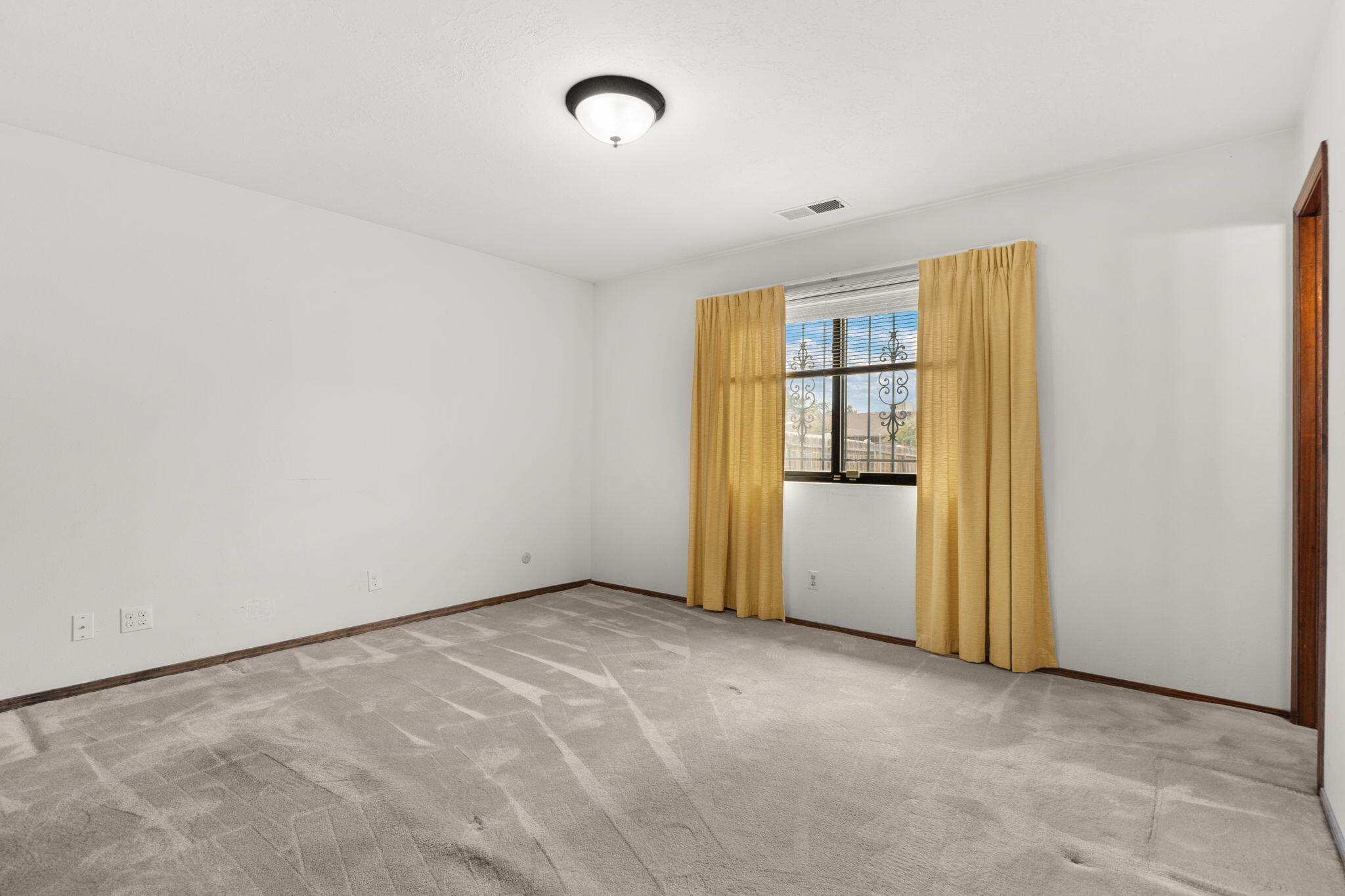 2112 TWISTED JUNIPER Road SE