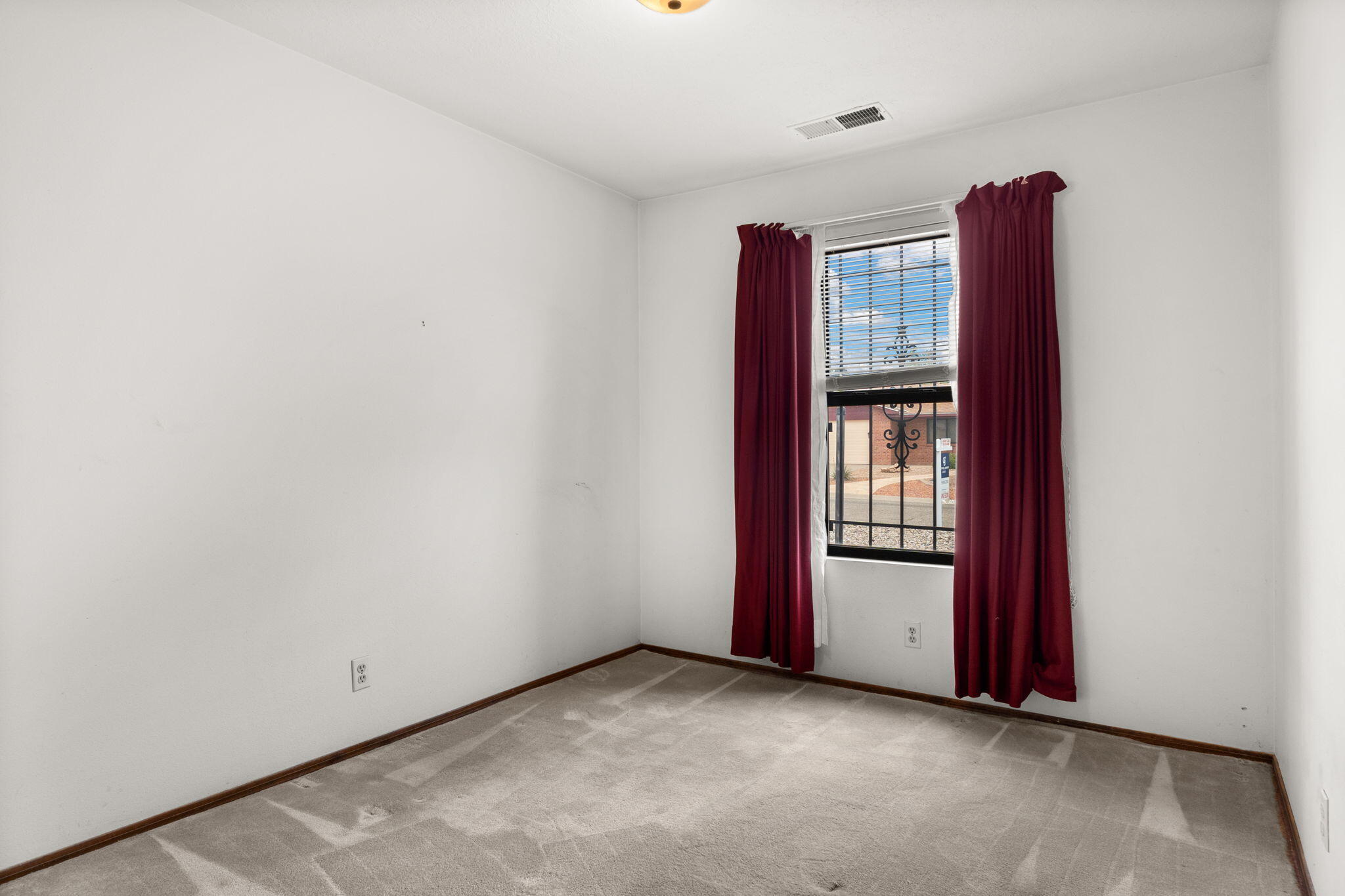 2112 TWISTED JUNIPER Road SE