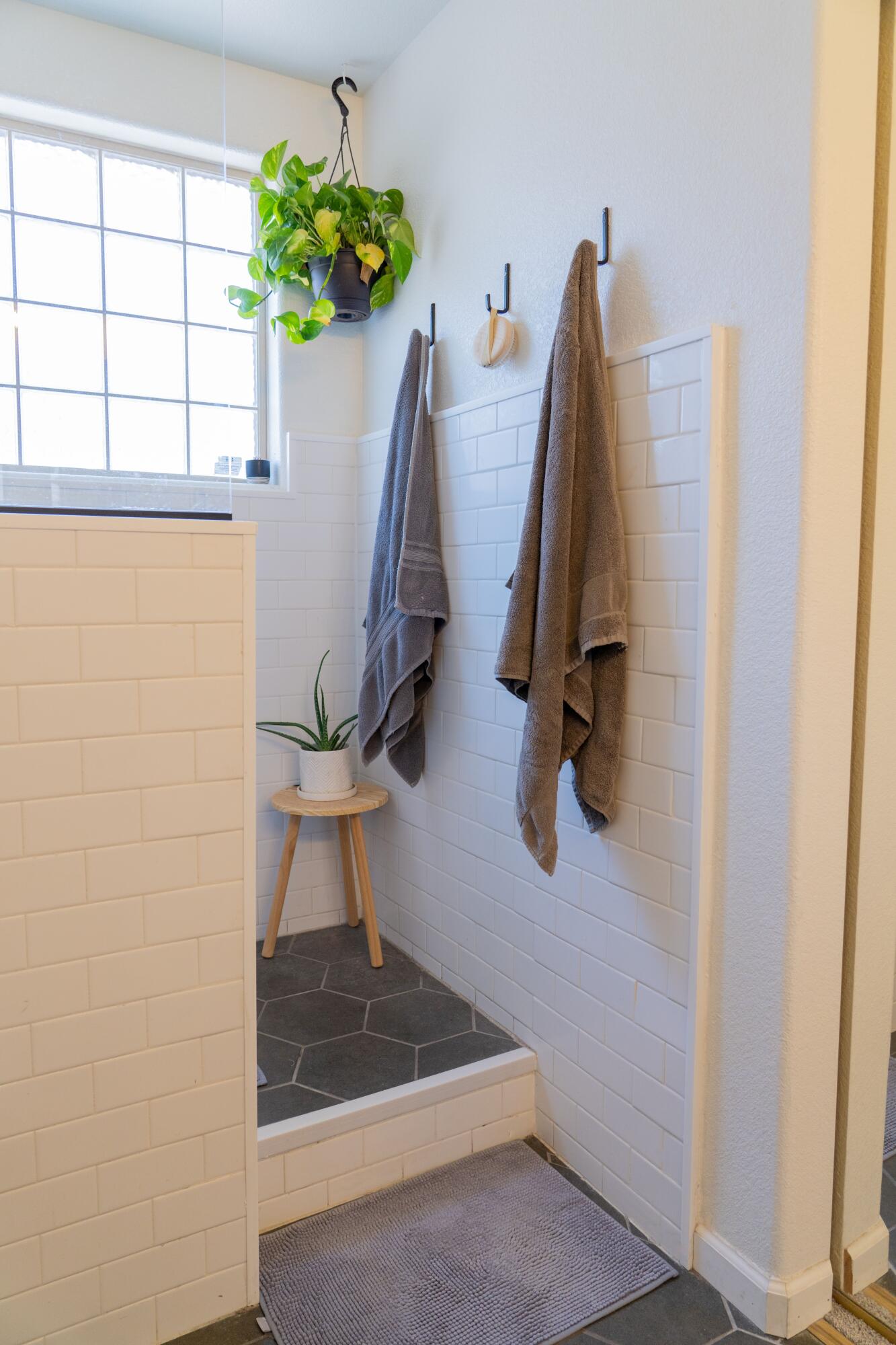 10505 OSO RIDGE Place NW