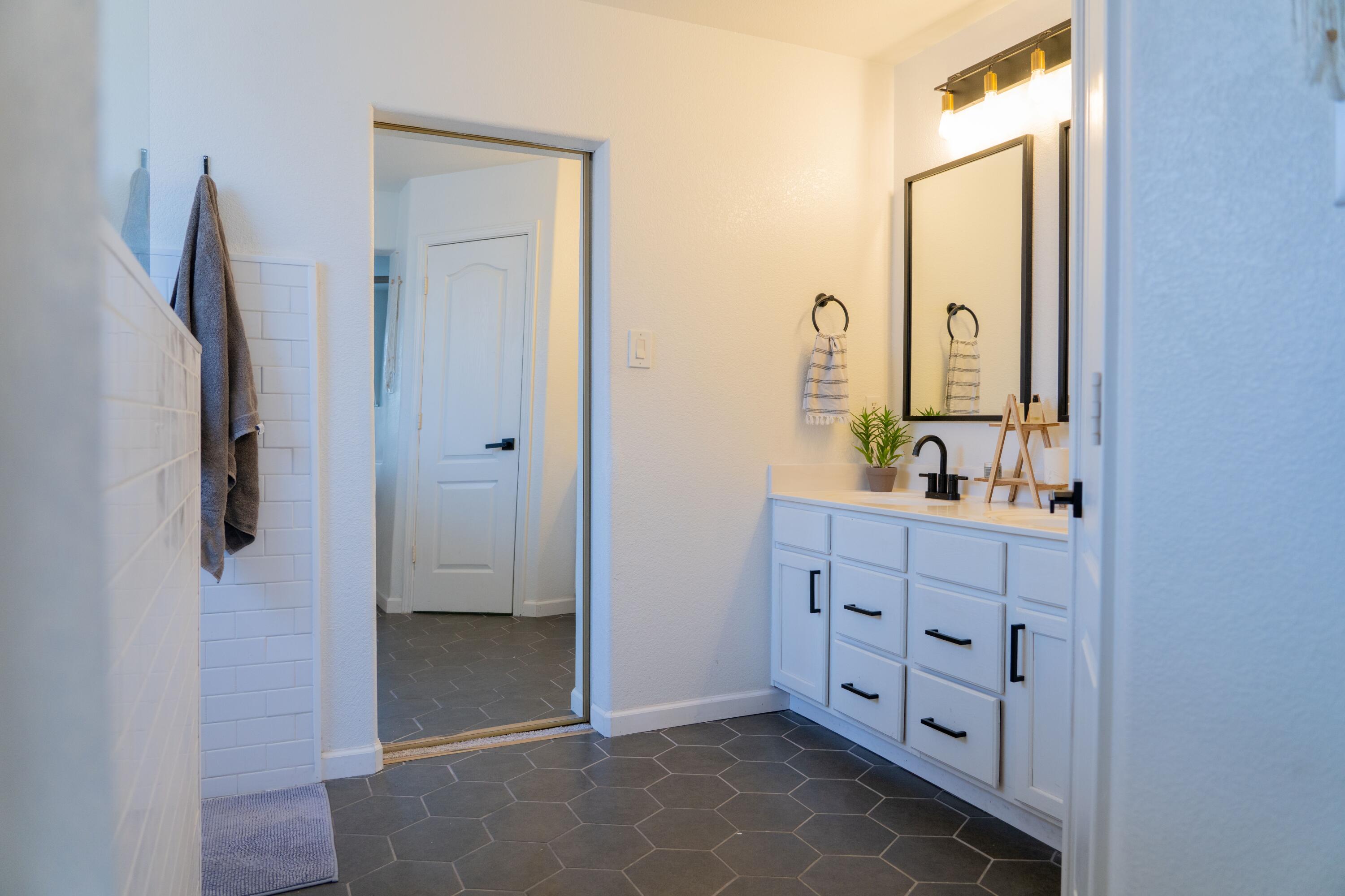 10505 OSO RIDGE Place NW