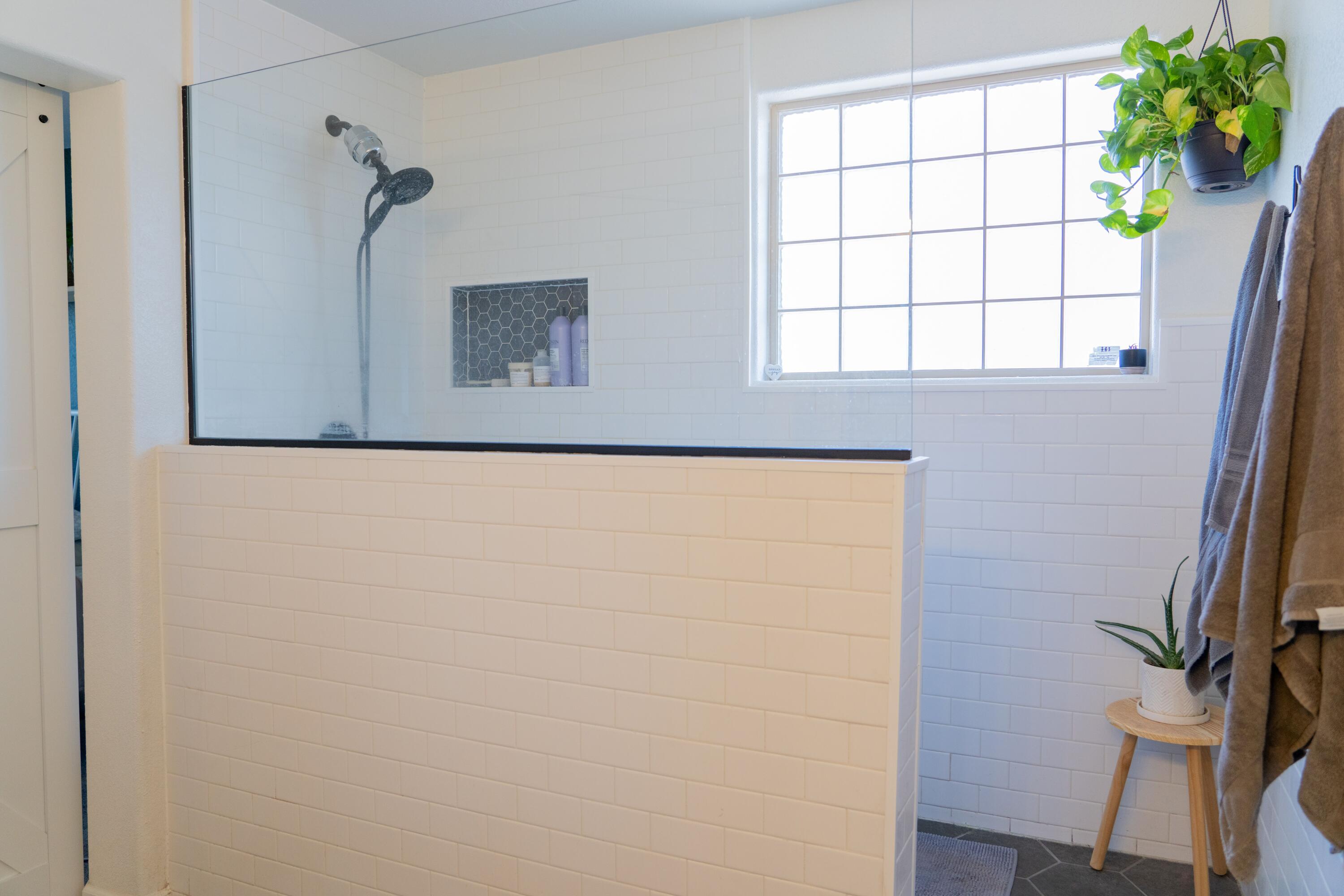 10505 OSO RIDGE Place NW