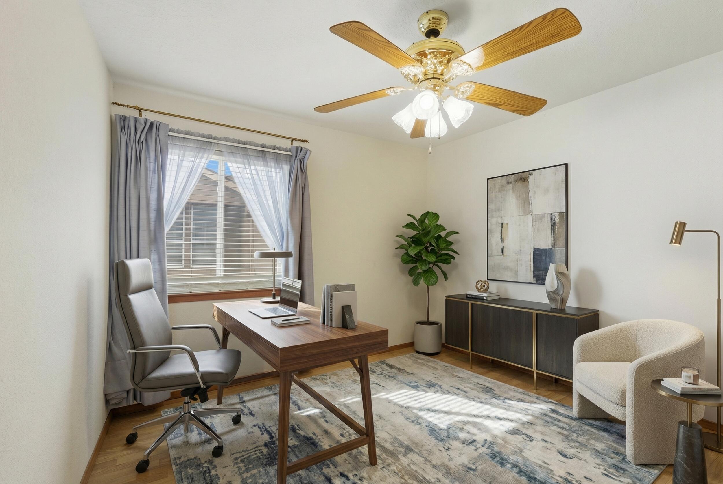 1666 LOS CERRITOS Road NW