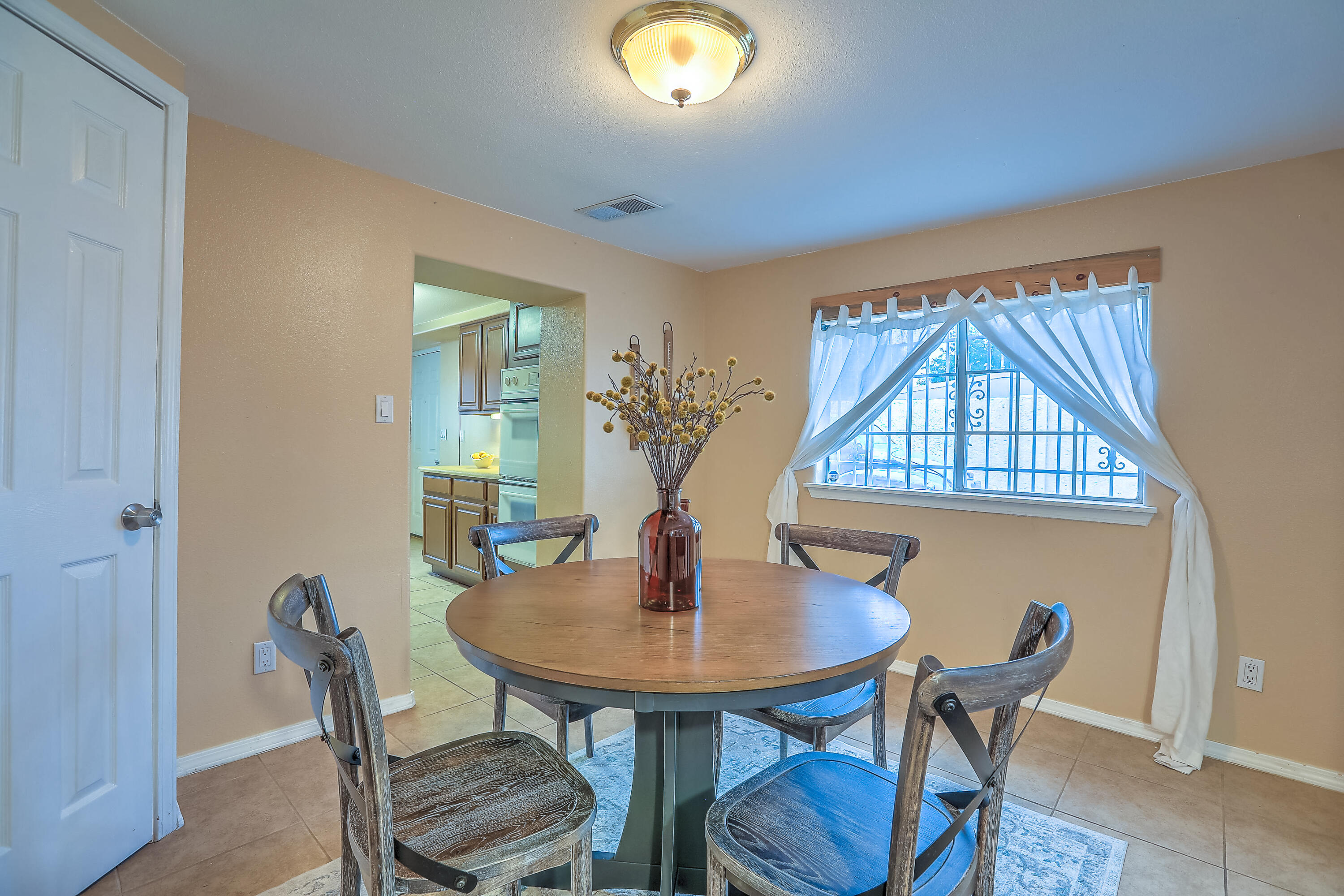 1312 San Andres Avenue NW