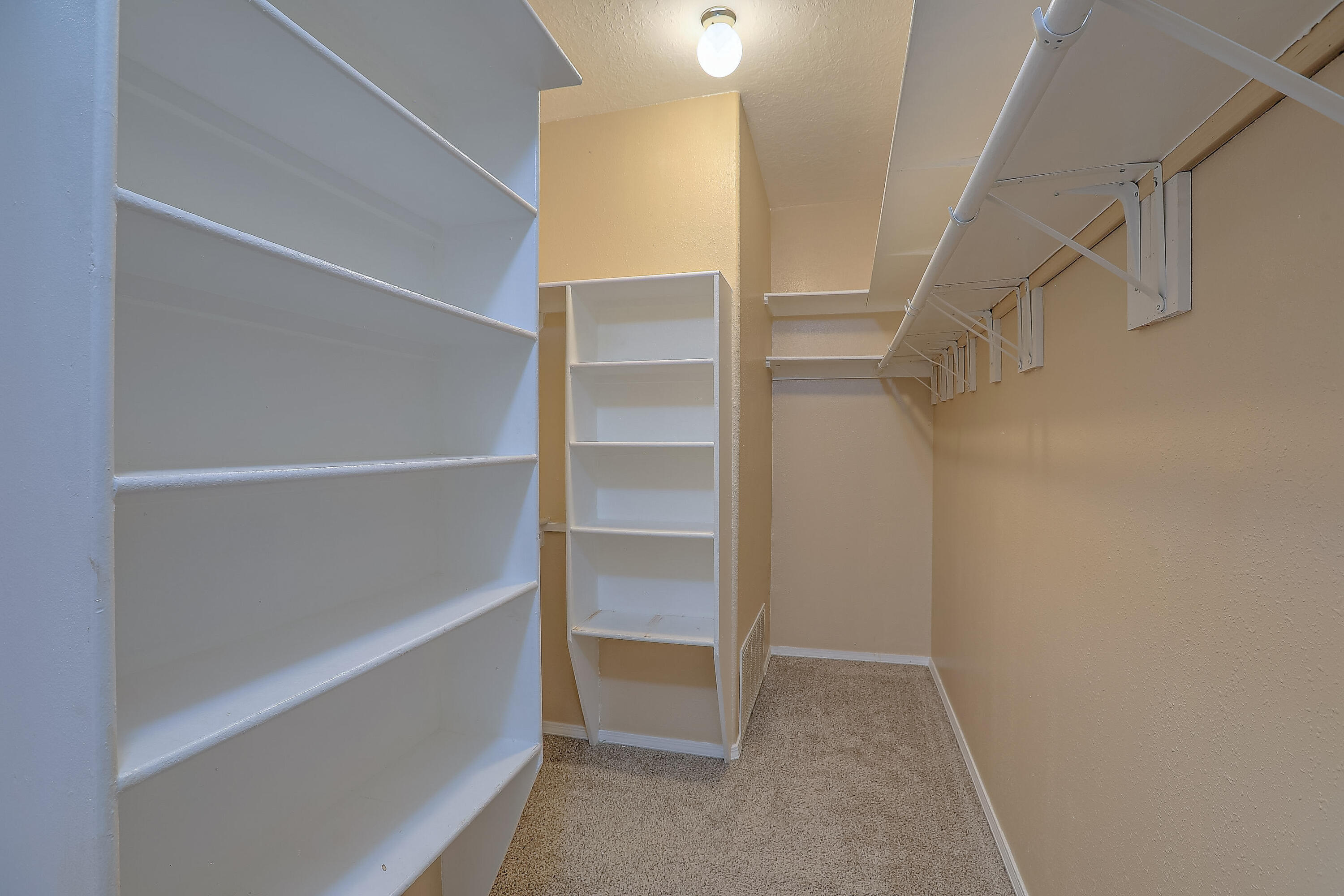 1312 San Andres Avenue NW