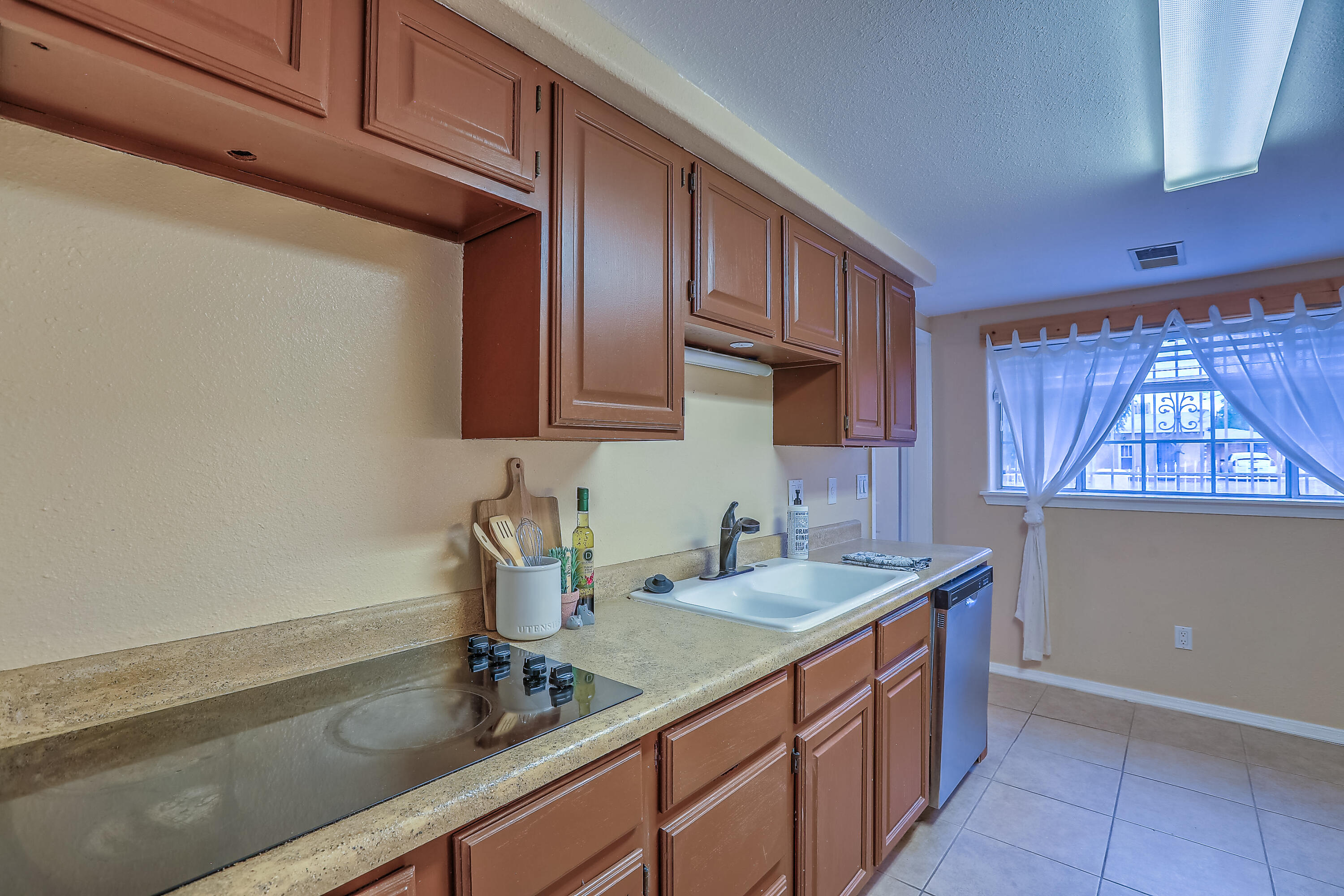 1312 San Andres Avenue NW