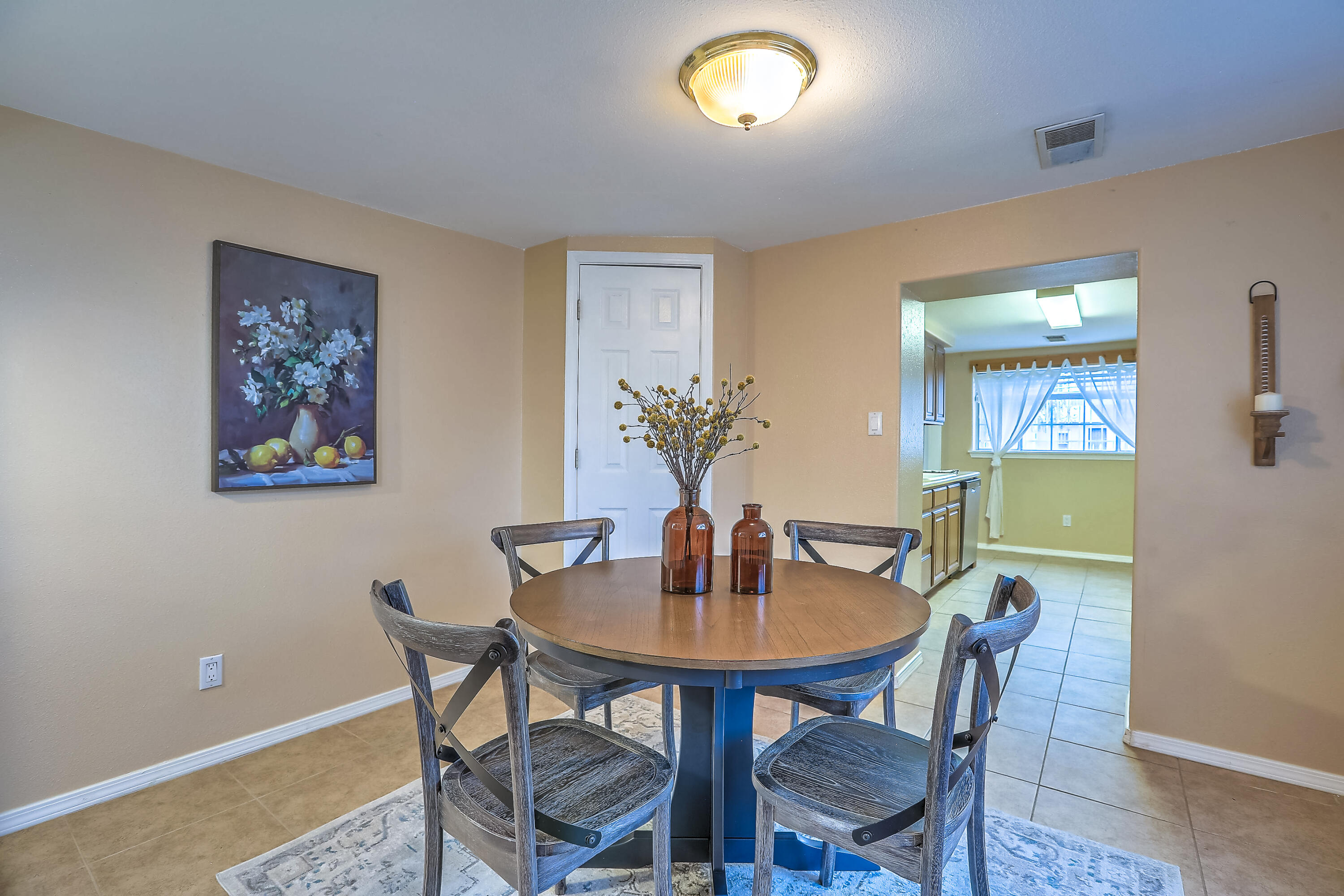 1312 San Andres Avenue NW