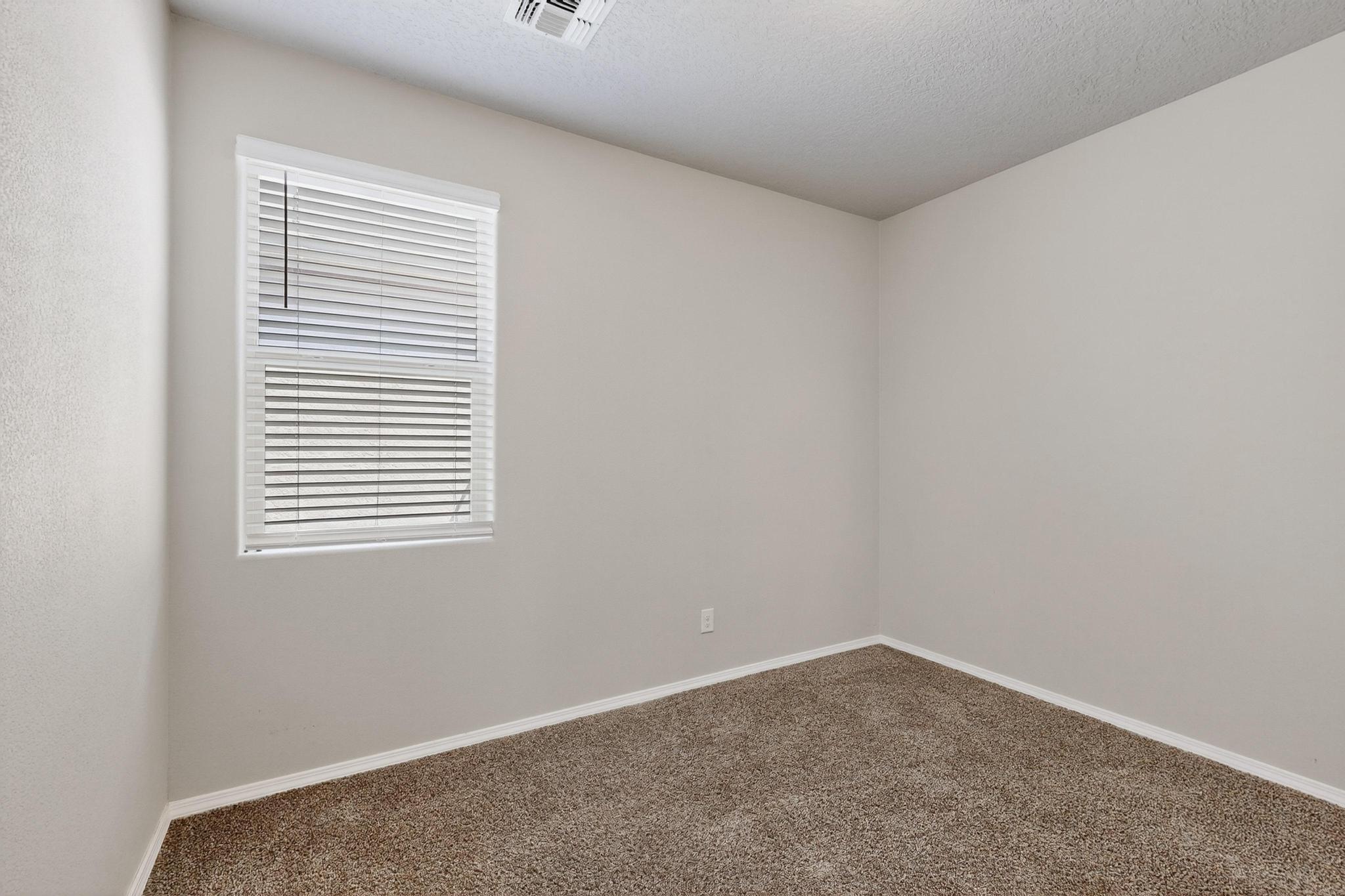 4860 BLACKBURN Road NE