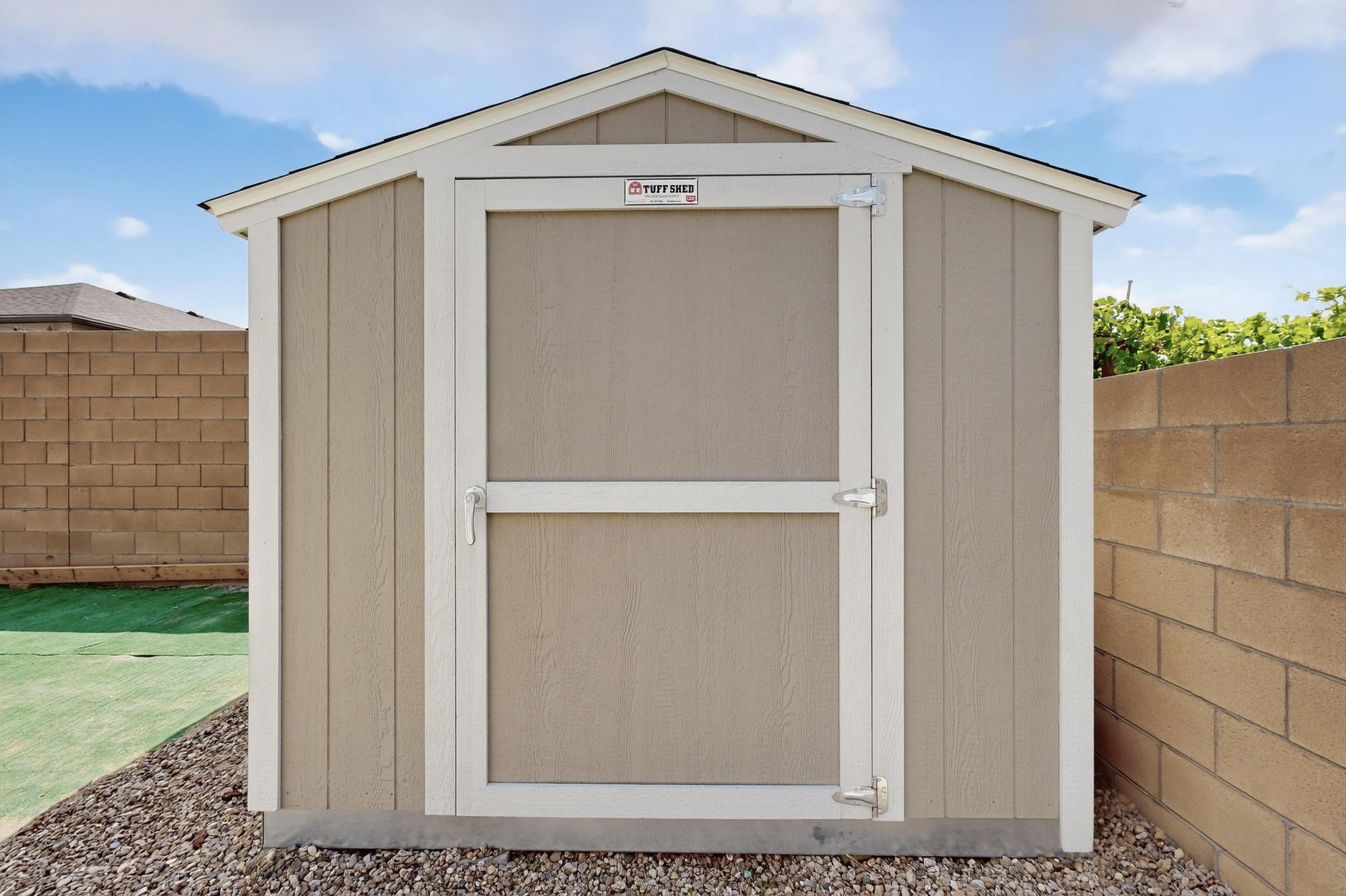 4860 BLACKBURN Road NE