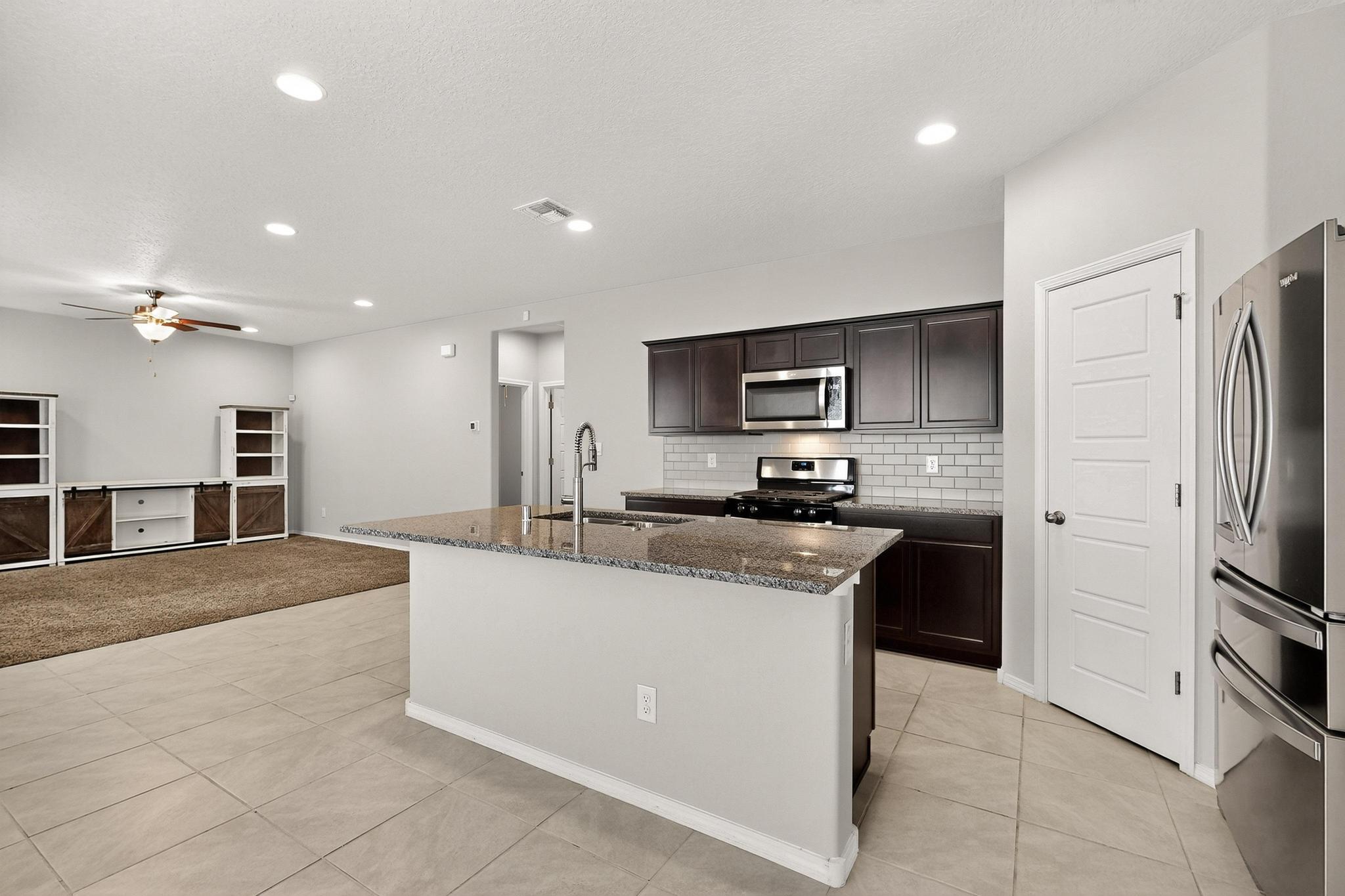 4860 BLACKBURN Road NE