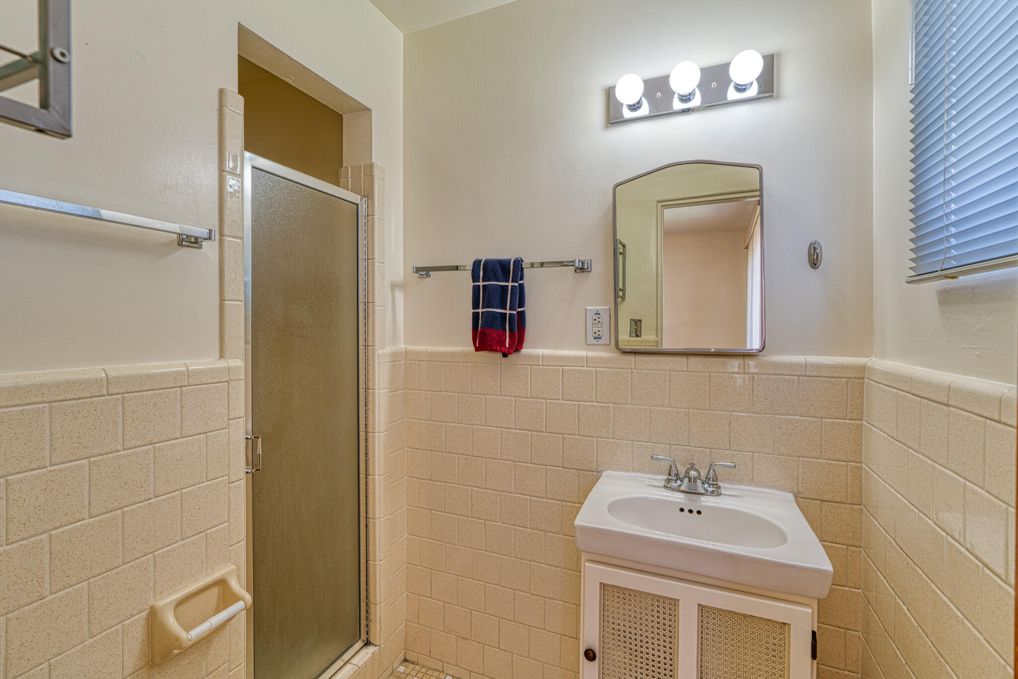 1416 QUINCY Street NE