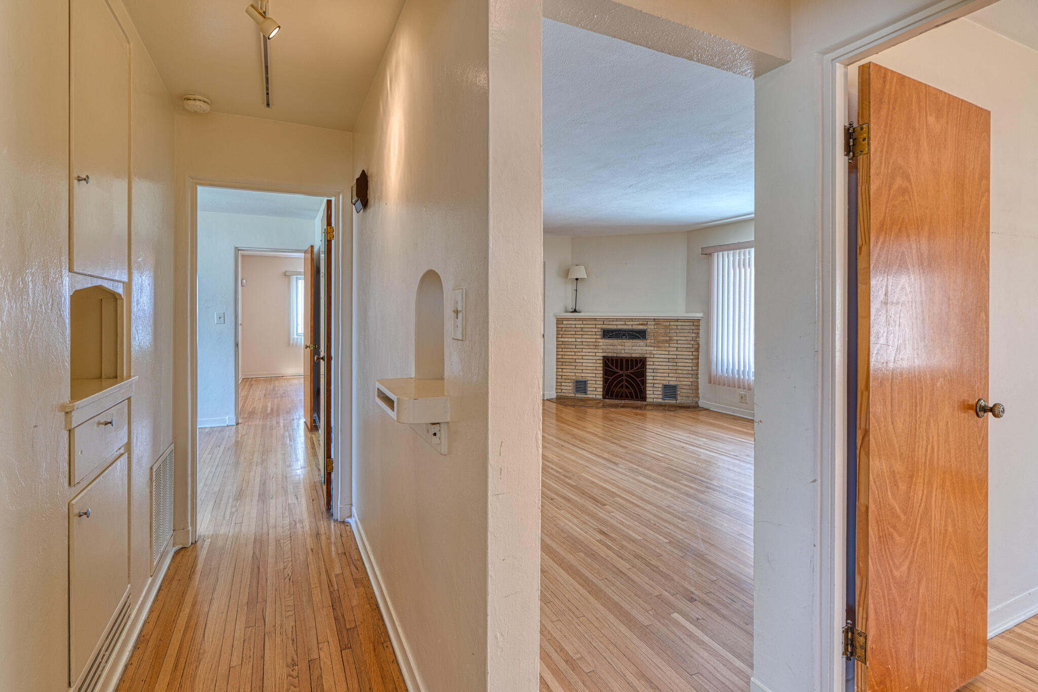 1416 QUINCY Street NE