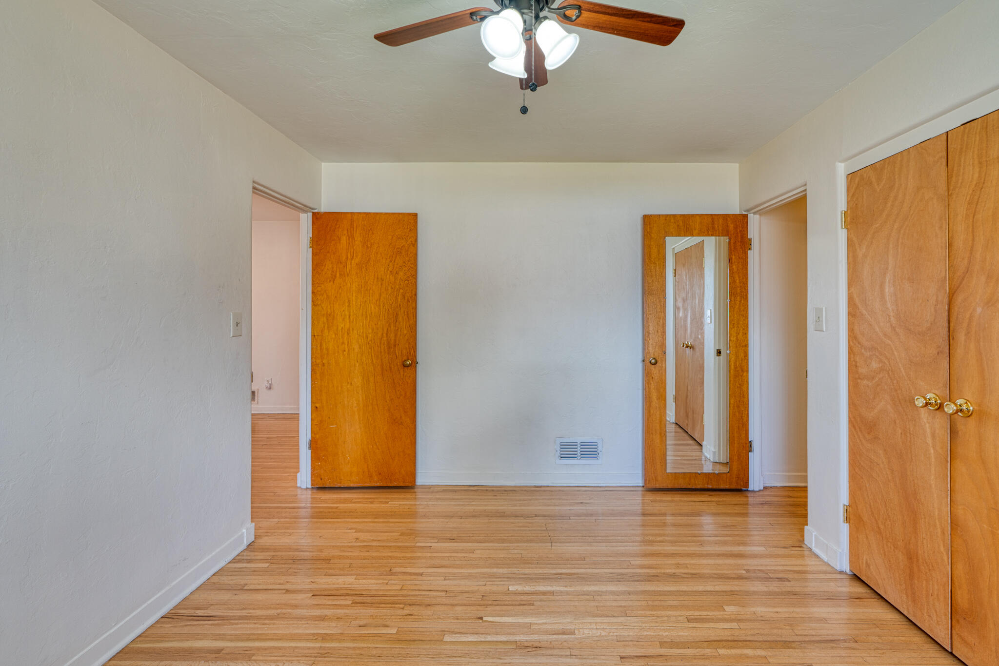 1416 QUINCY Street NE