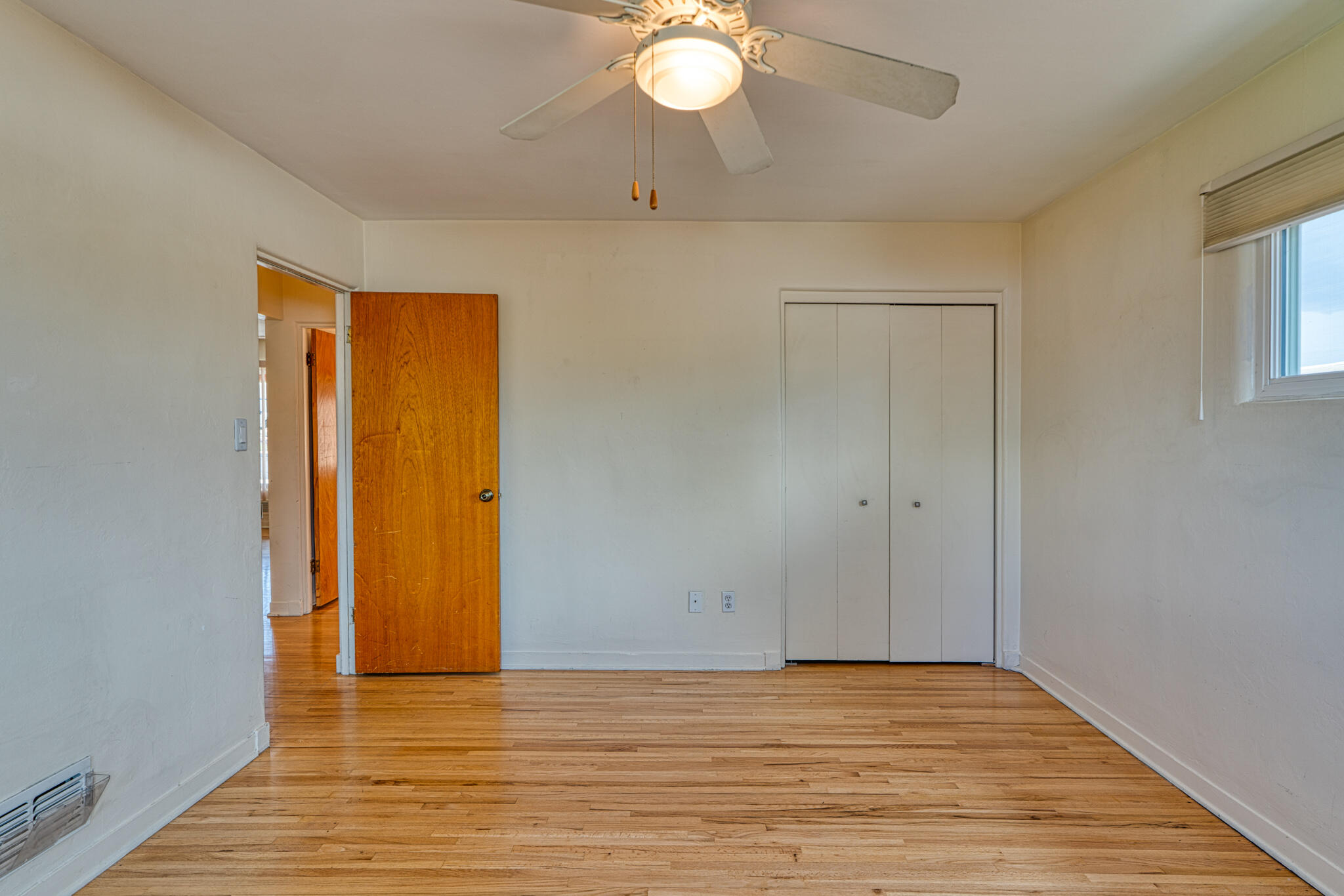 1416 QUINCY Street NE