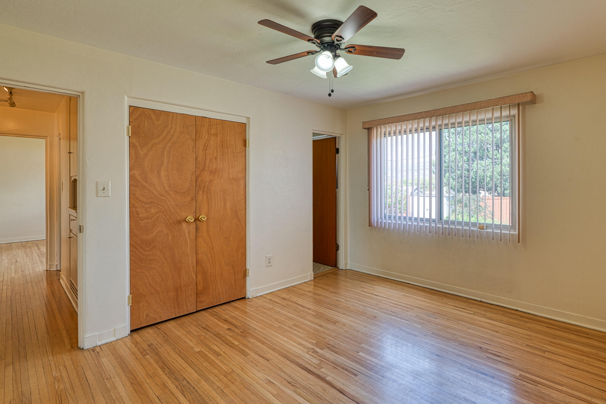 1416 QUINCY Street NE