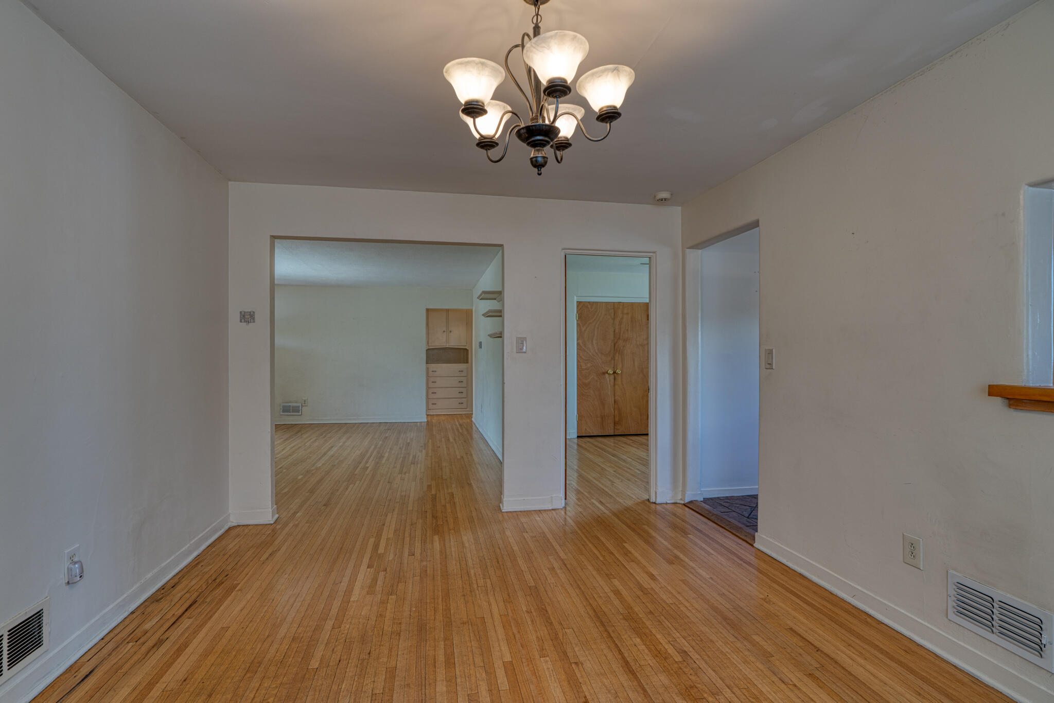 1416 QUINCY Street NE