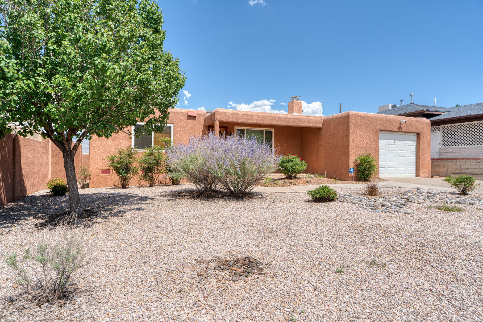 1416 QUINCY Street NE