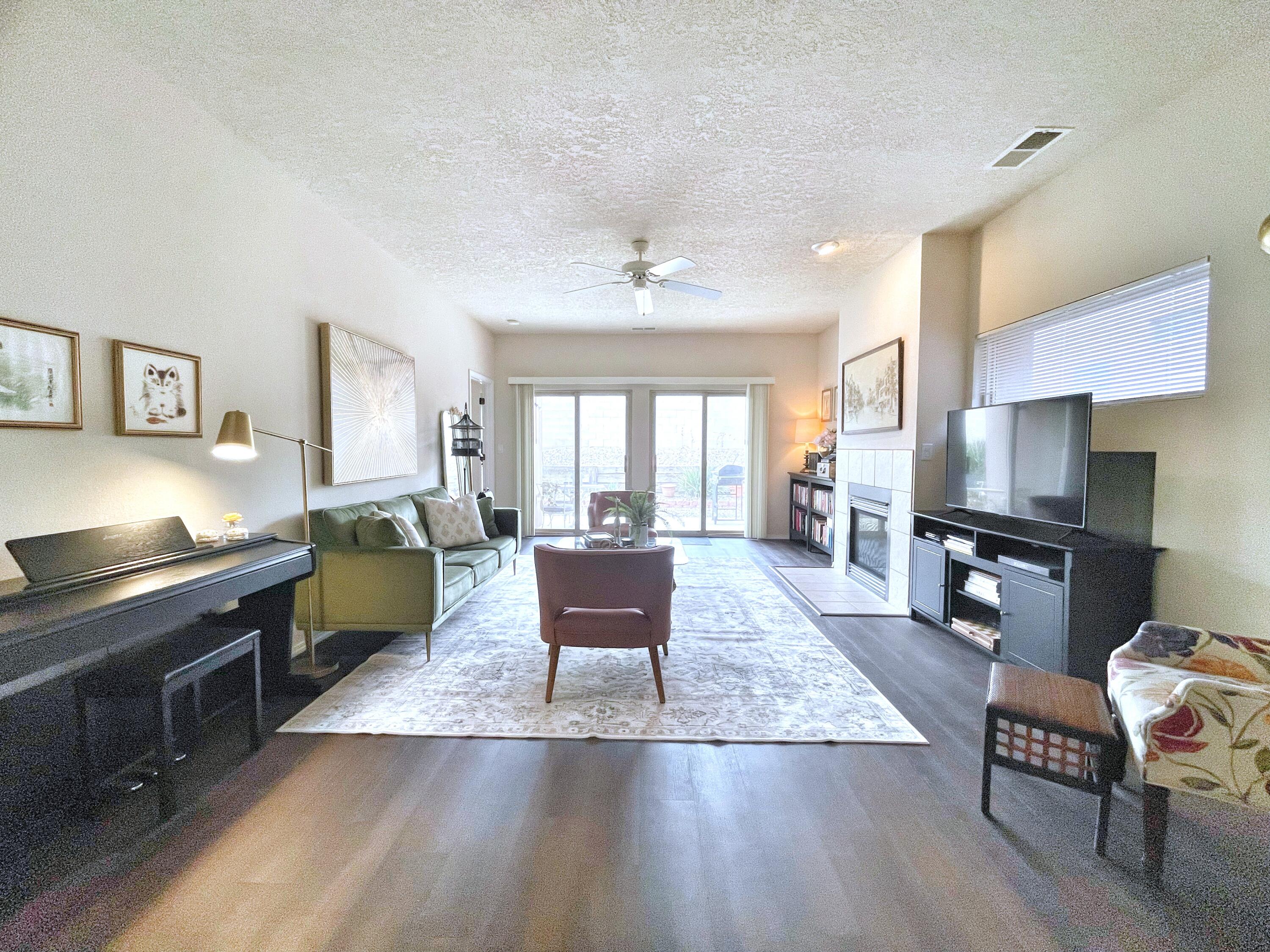 4405 DESERT LILY Court SE