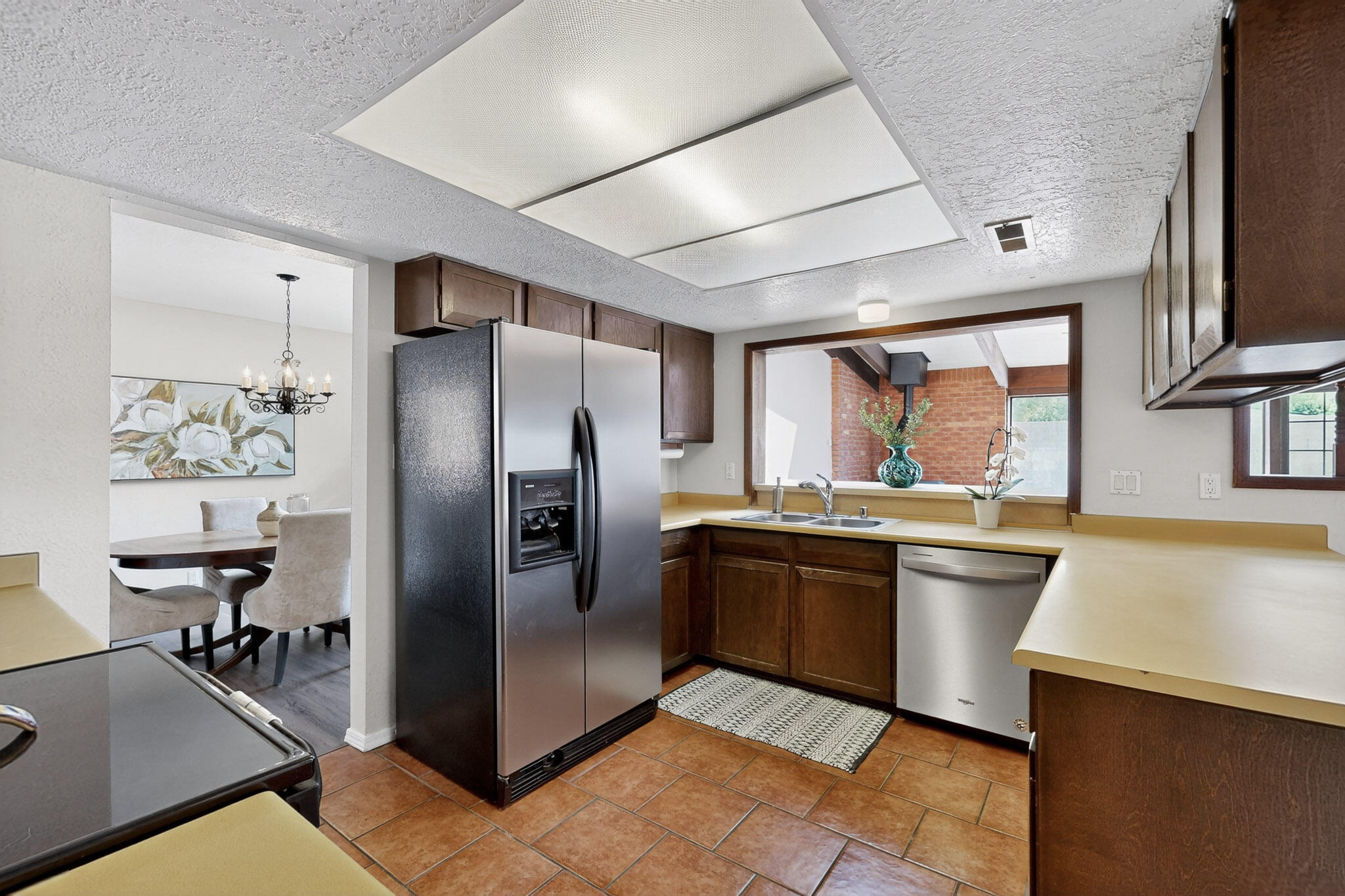 6116 DUNGAN Street NE