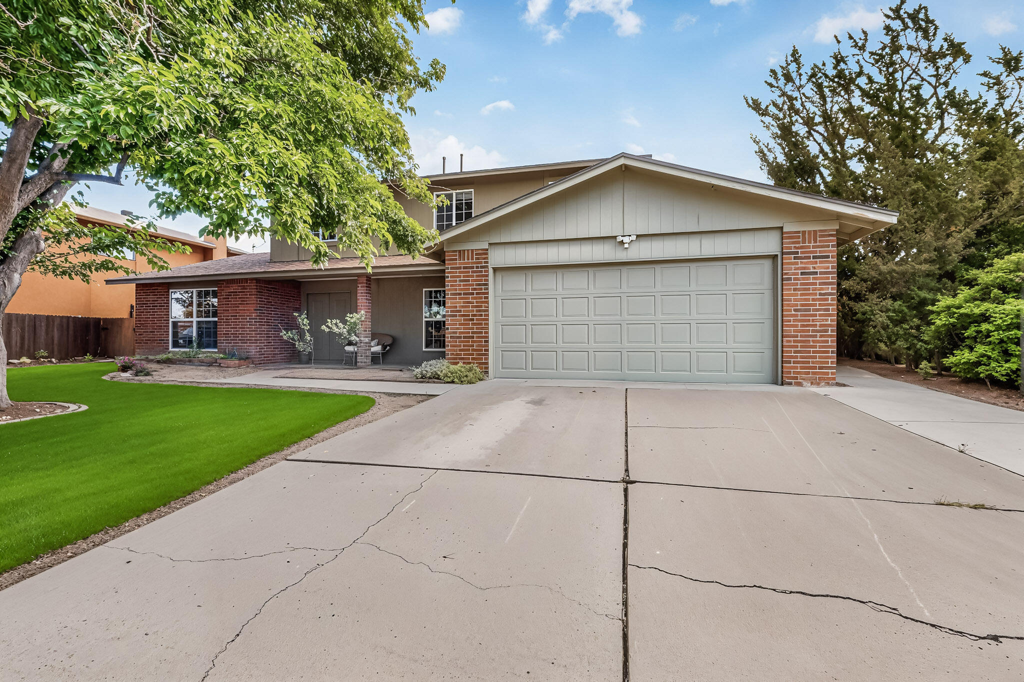 6116 DUNGAN Street NE