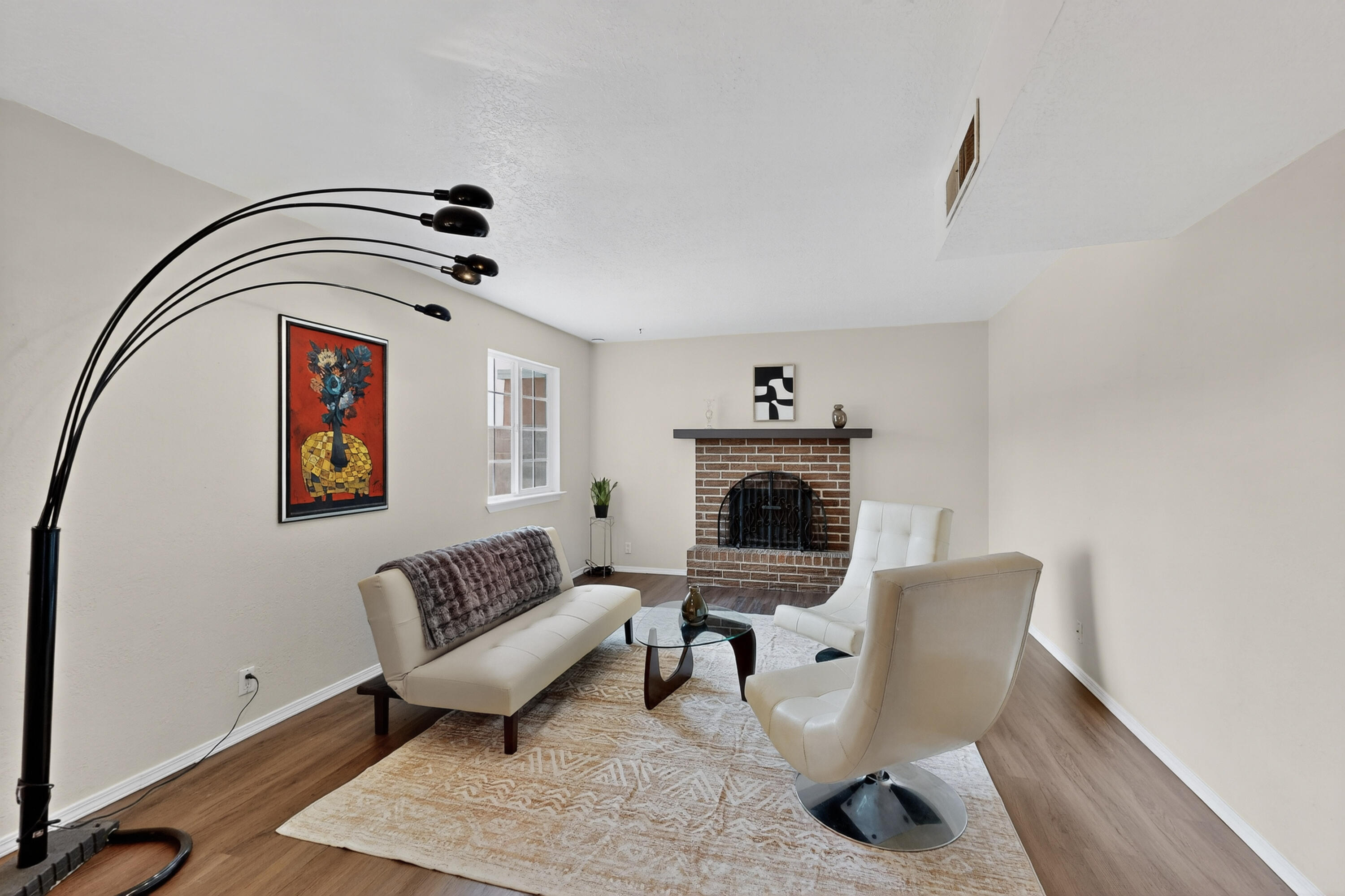 6116 DUNGAN Street NE