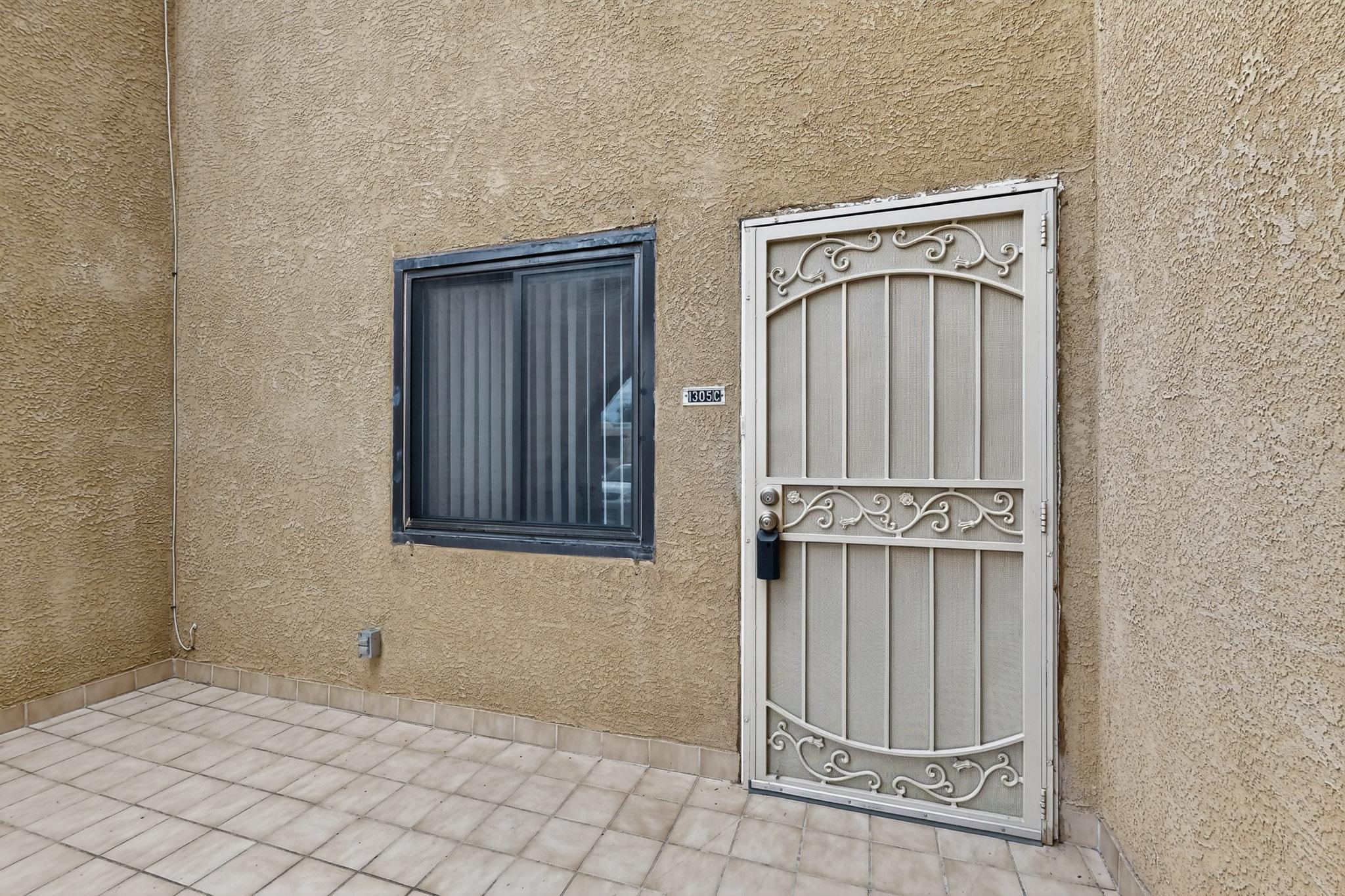 1305 Boulevard SE C
