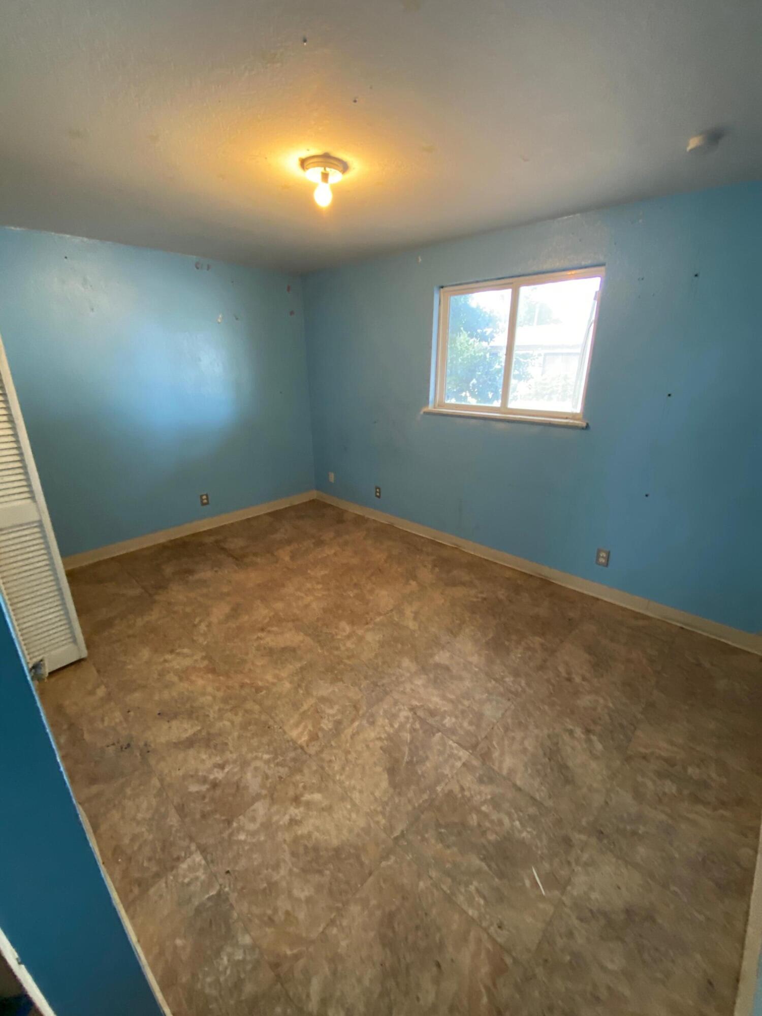 10429 SAN JACINTO Avenue NE