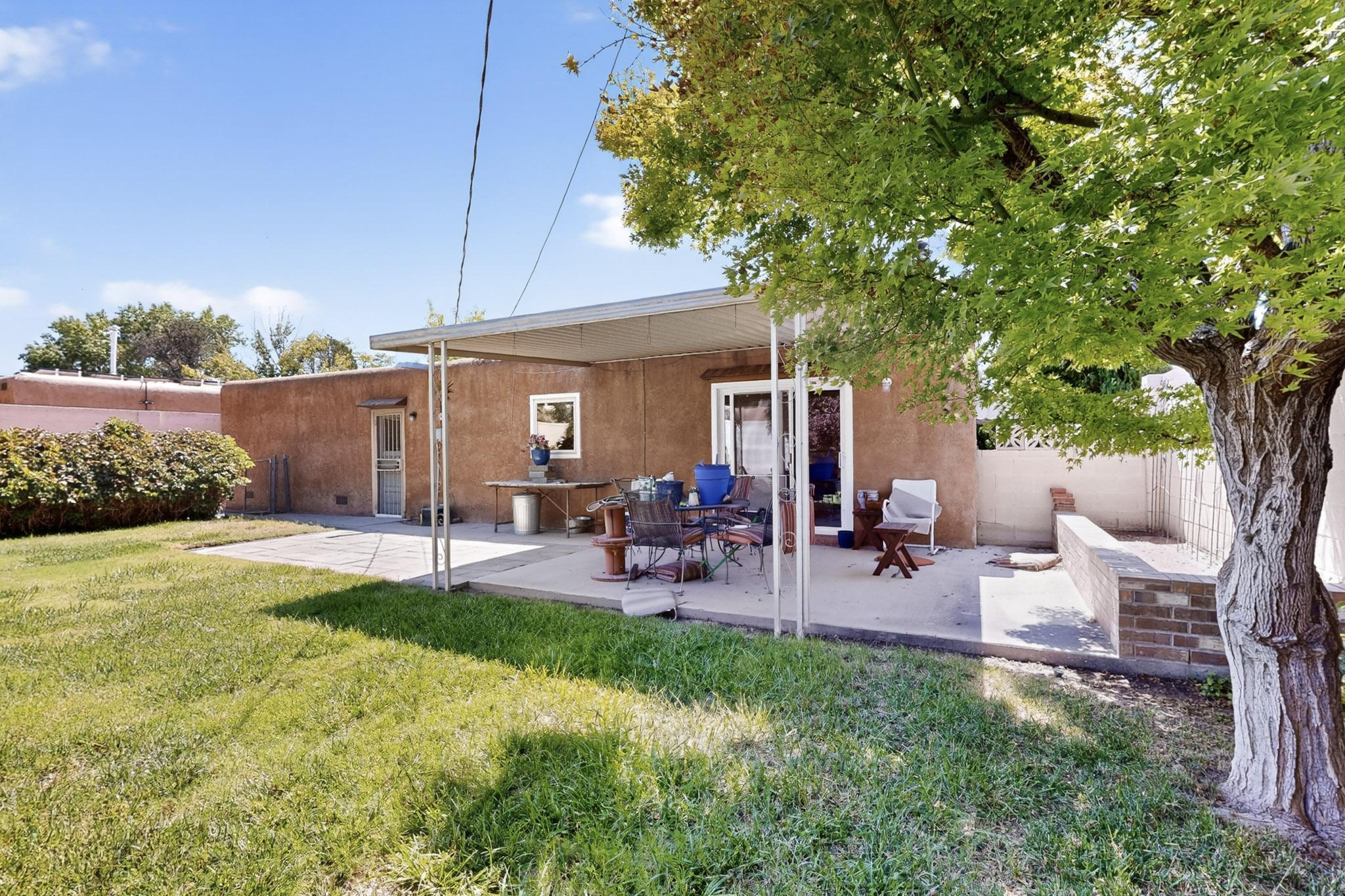 4805 HILTON Avenue NE