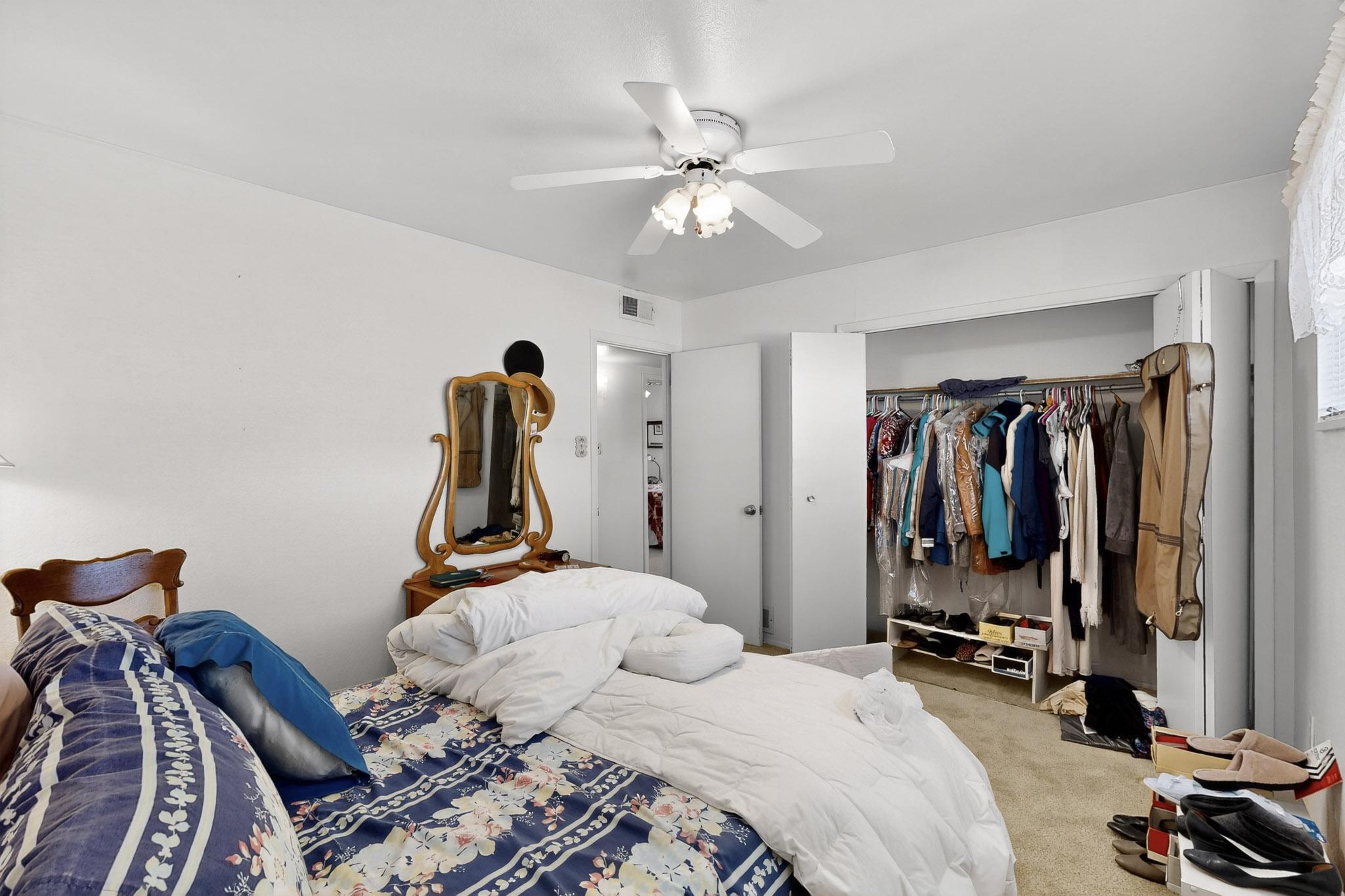 4805 HILTON Avenue NE