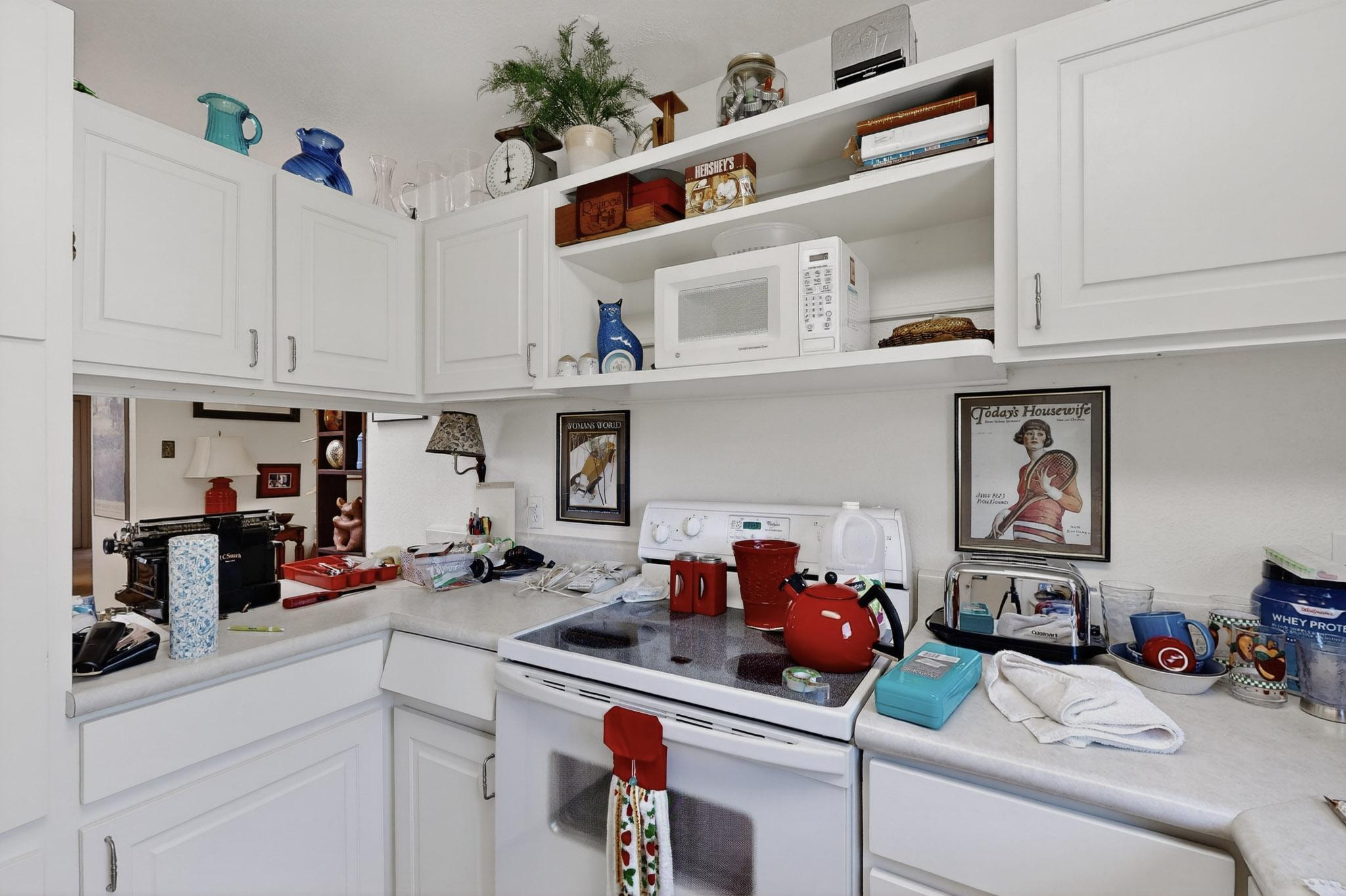 4805 HILTON Avenue NE