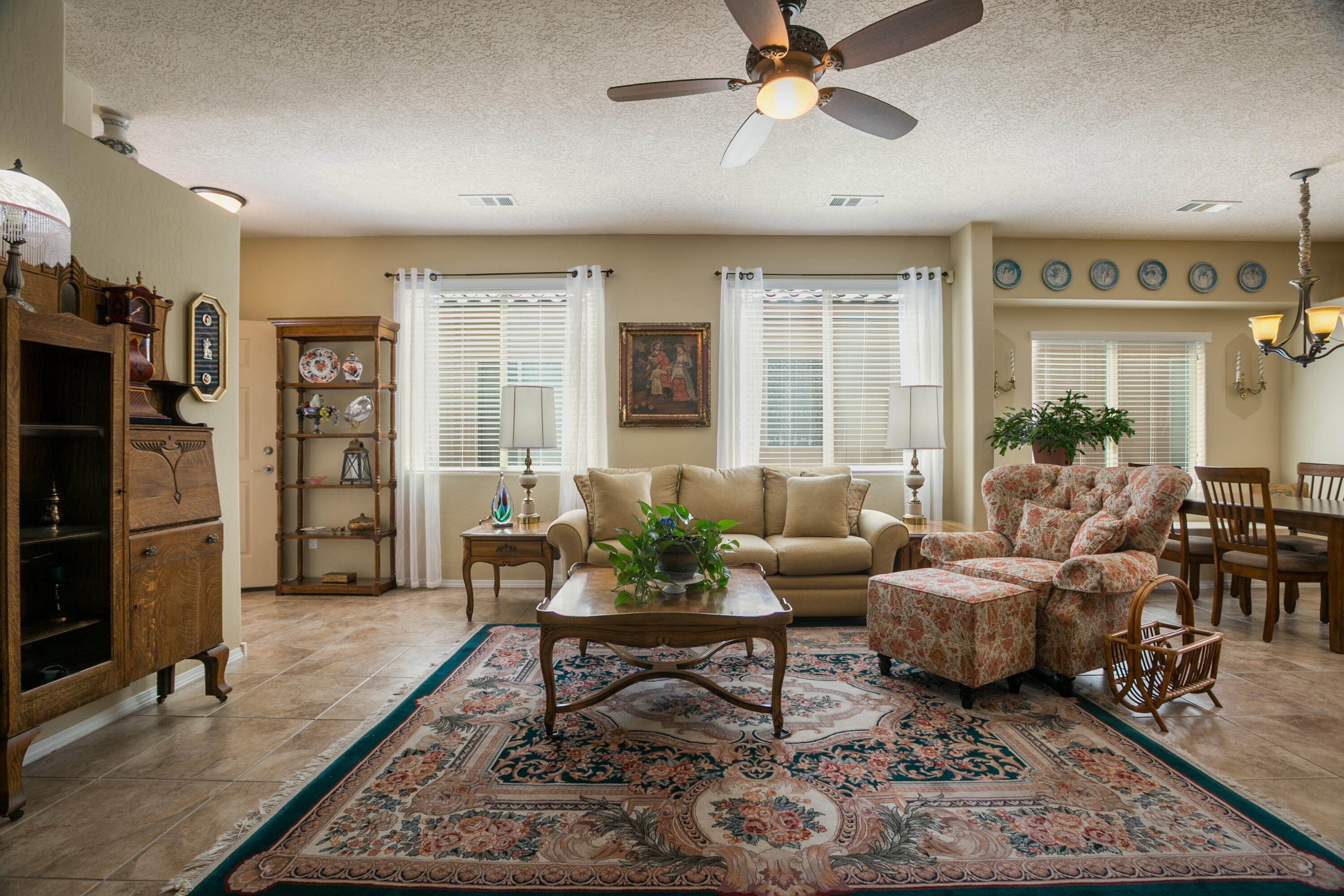 1011 DESERT WILLOW Court