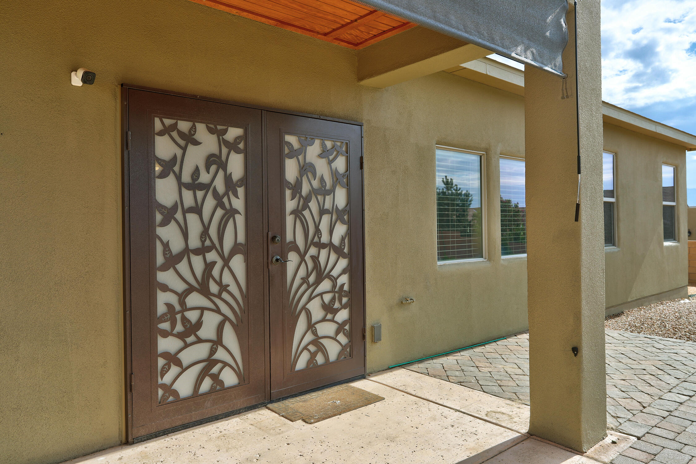 6400 RIMERA Avenue NW