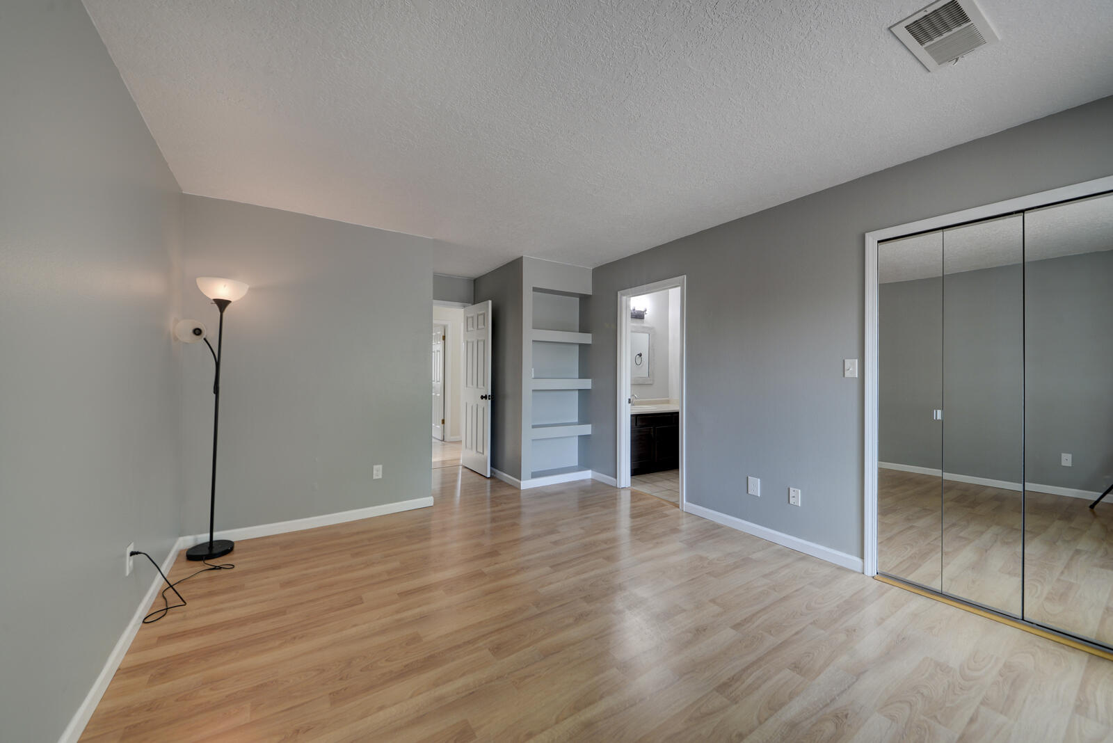 6358 SANDPIPER Trail NE