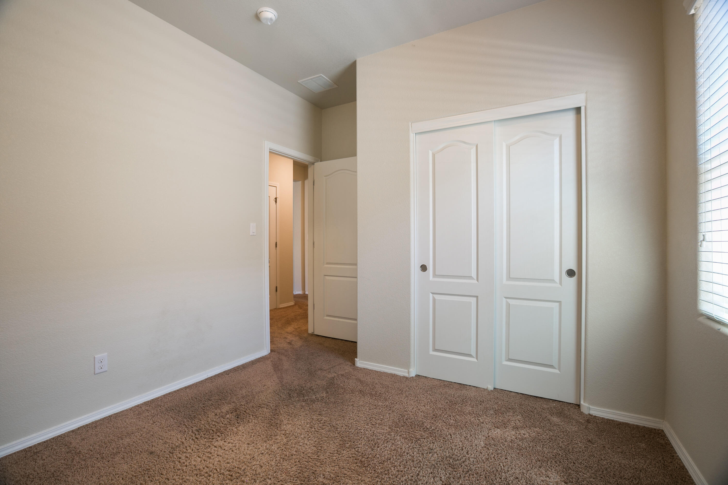 10019 FARINOSA Avenue SW