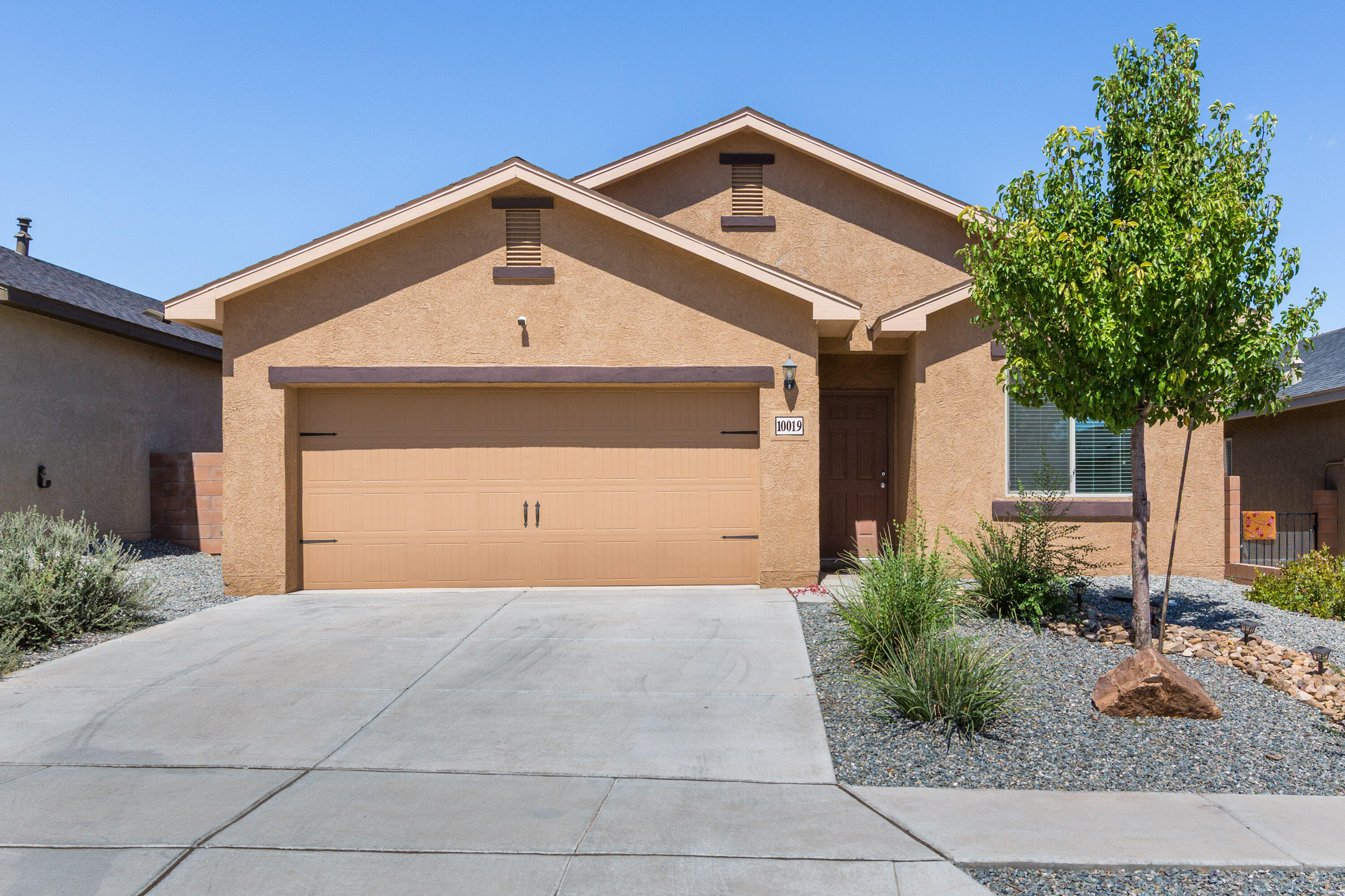 10019 FARINOSA Avenue SW