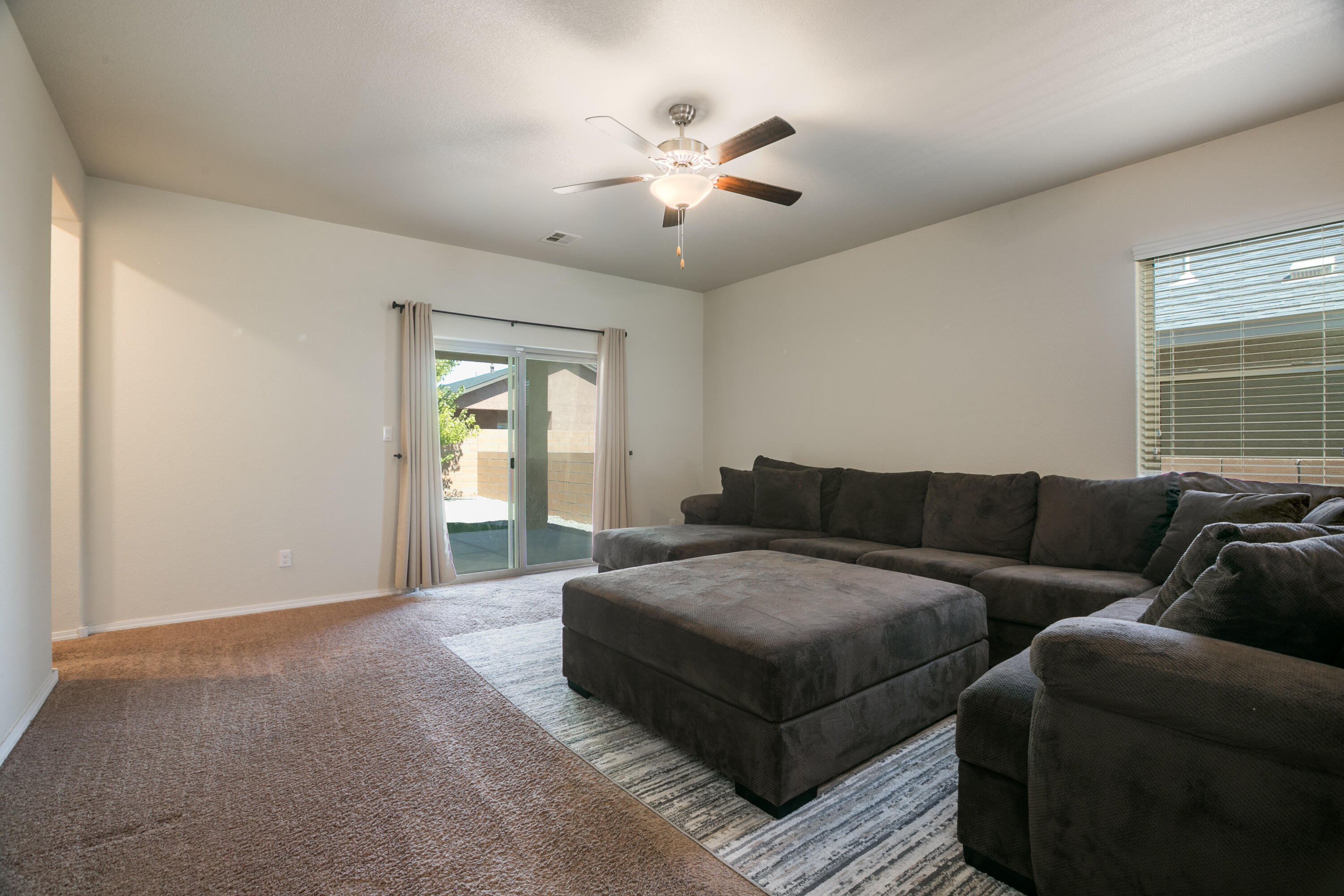 10019 FARINOSA Avenue SW