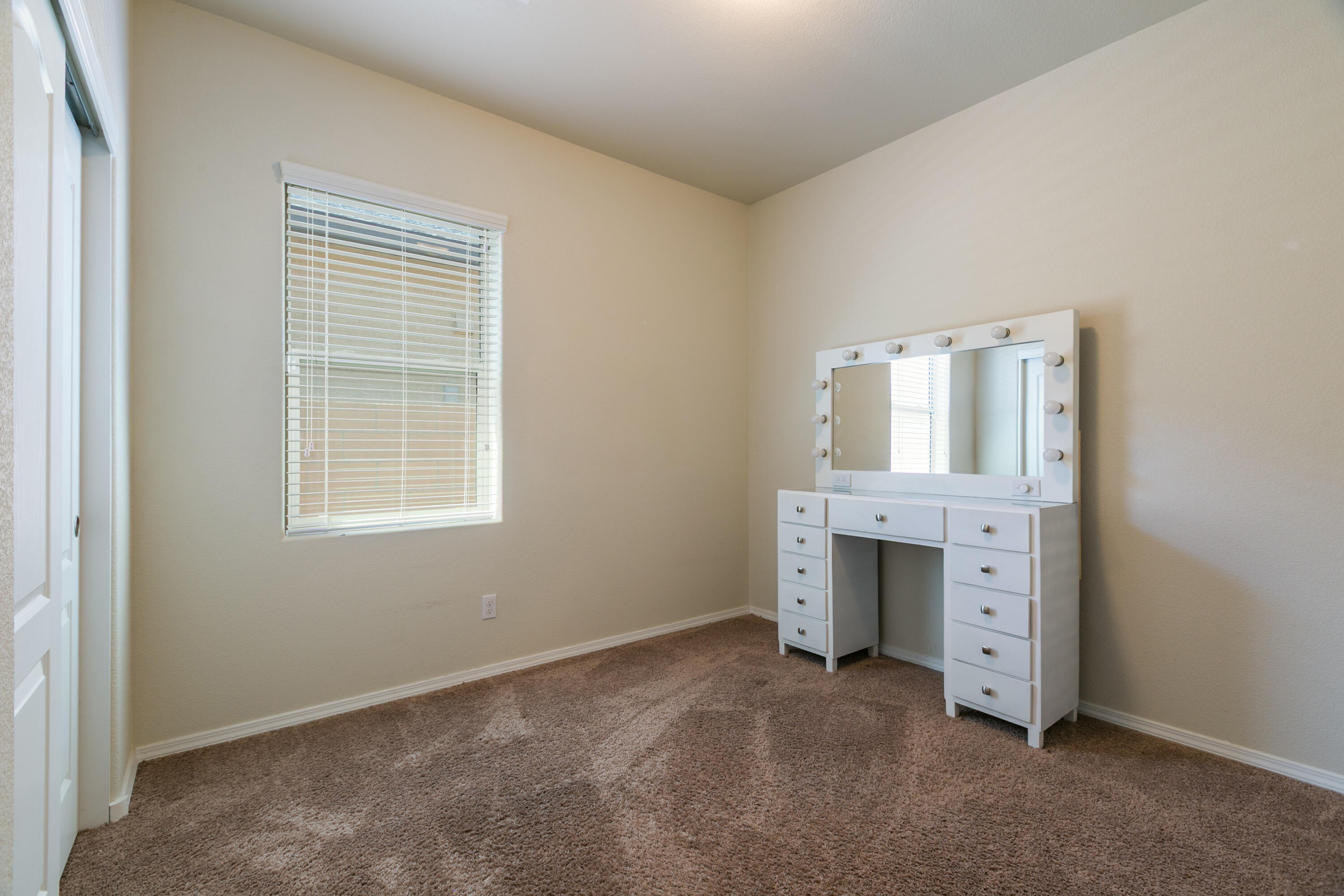 10019 FARINOSA Avenue SW