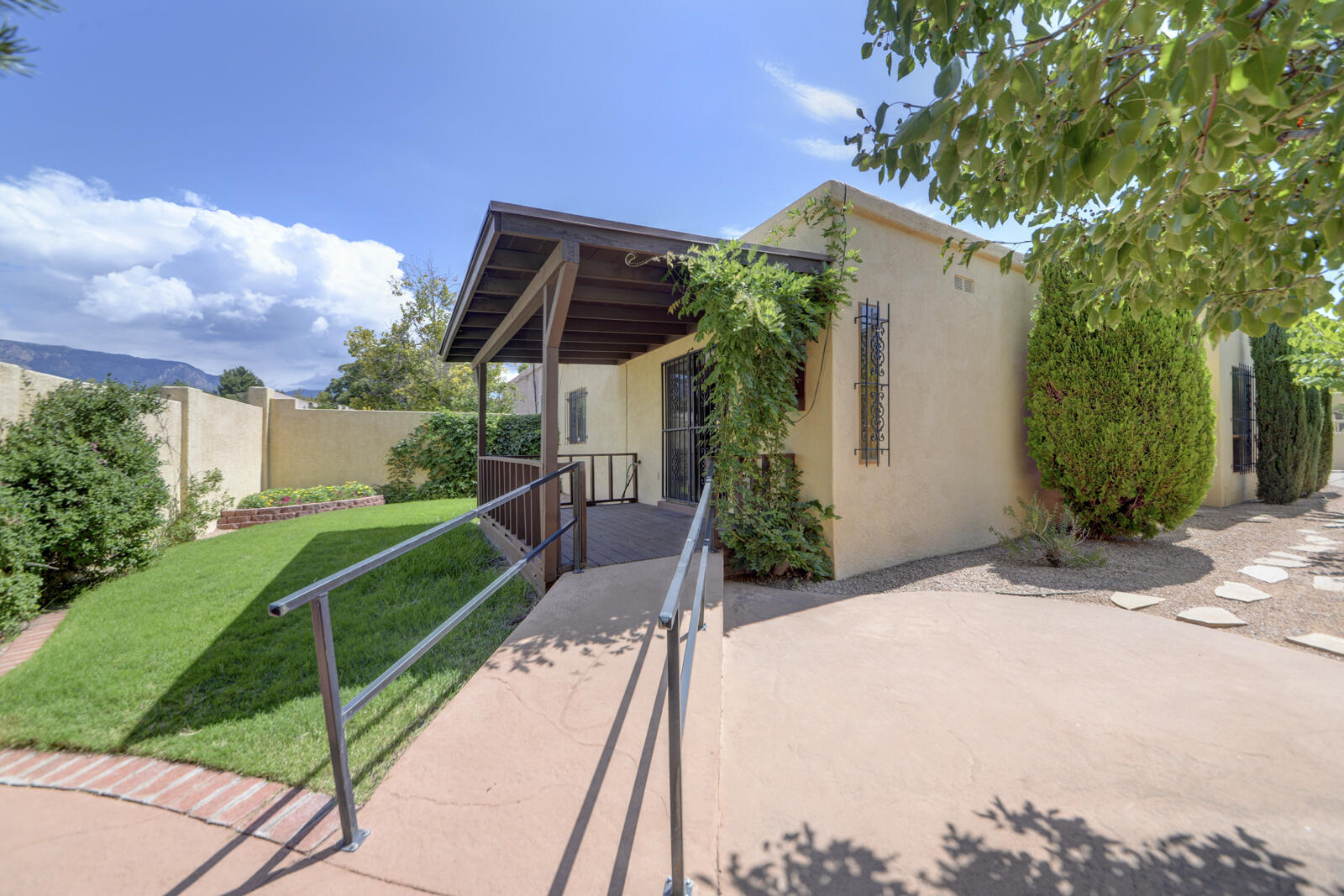 9823 Denali Road NE