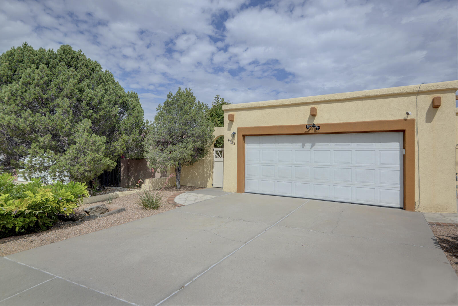 9823 Denali Road NE