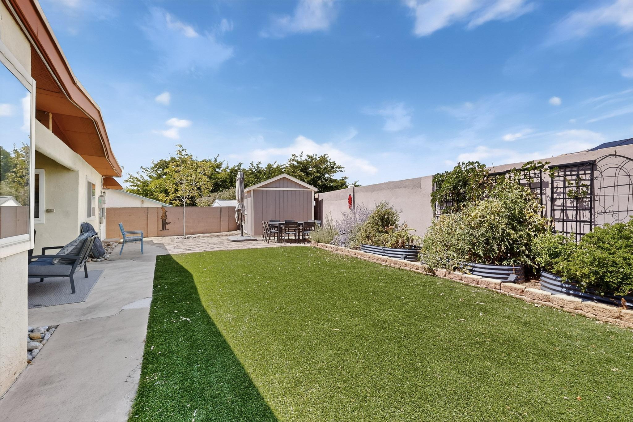 12129 GLEN CANYON Road NE