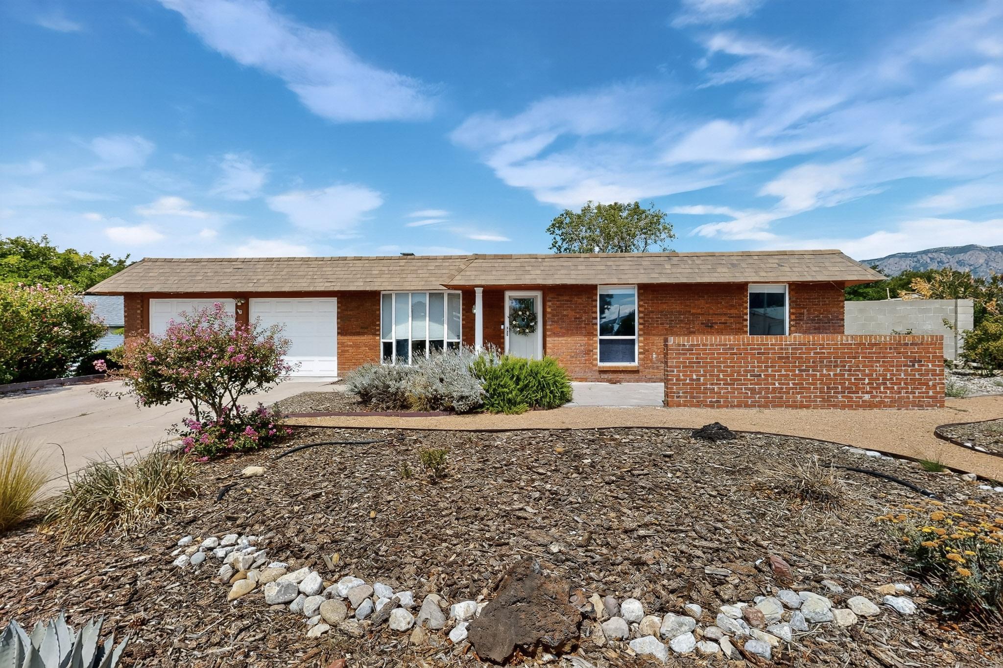 12129 GLEN CANYON Road NE