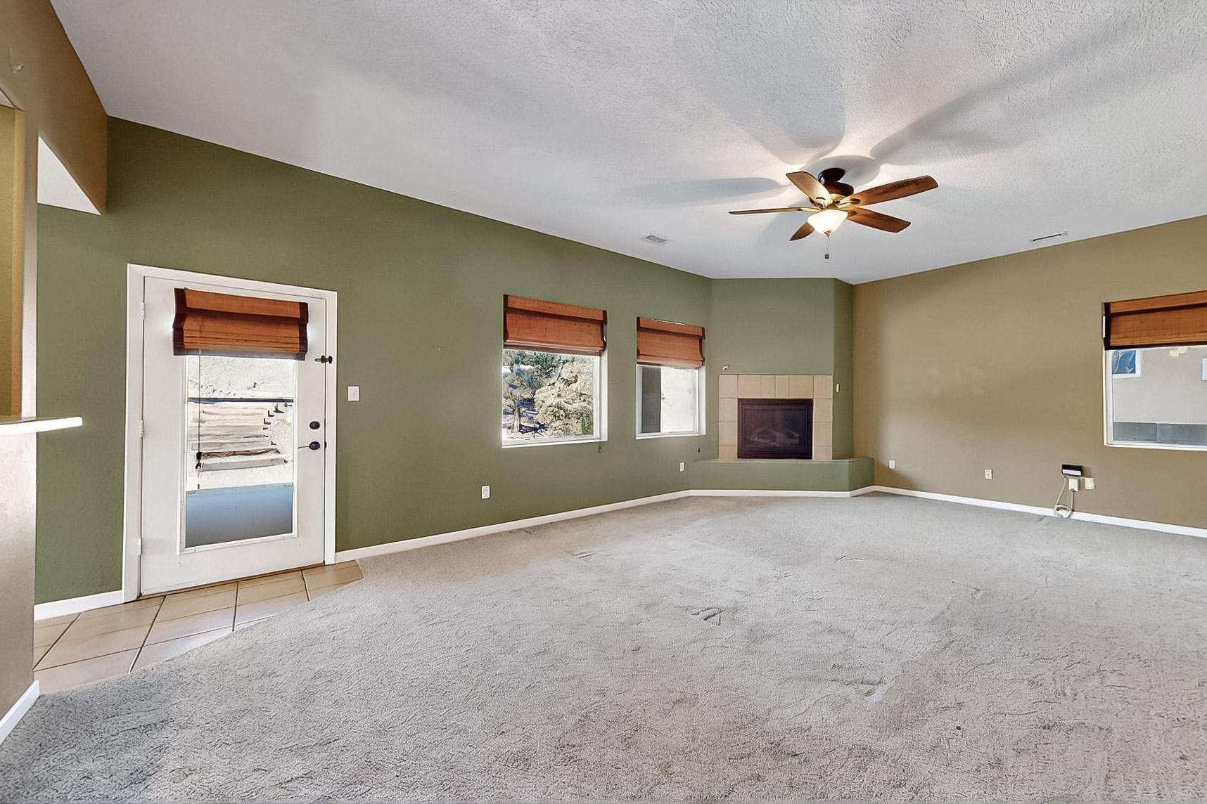 2157 DEER TRAIL Loop NE