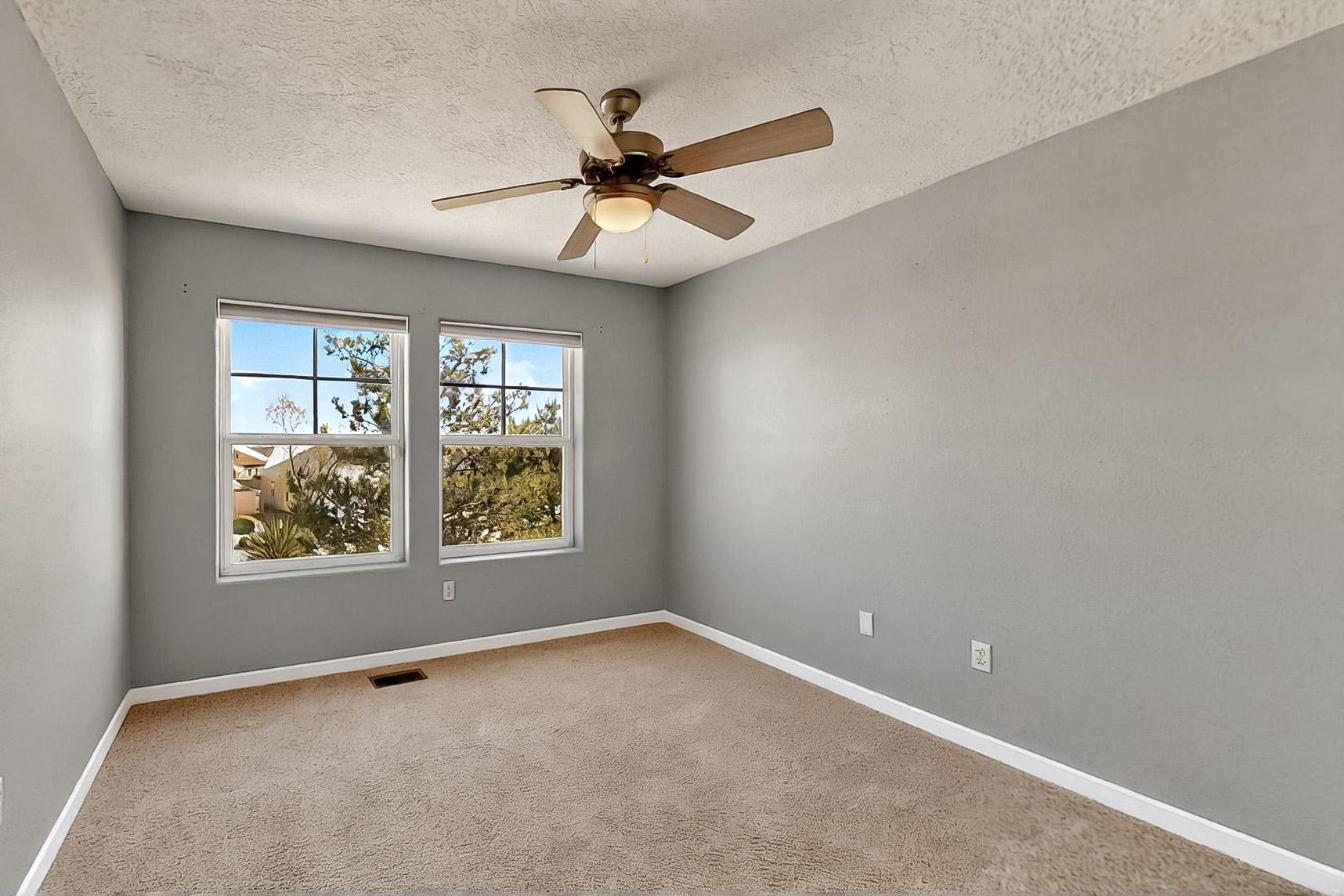 2157 DEER TRAIL Loop NE