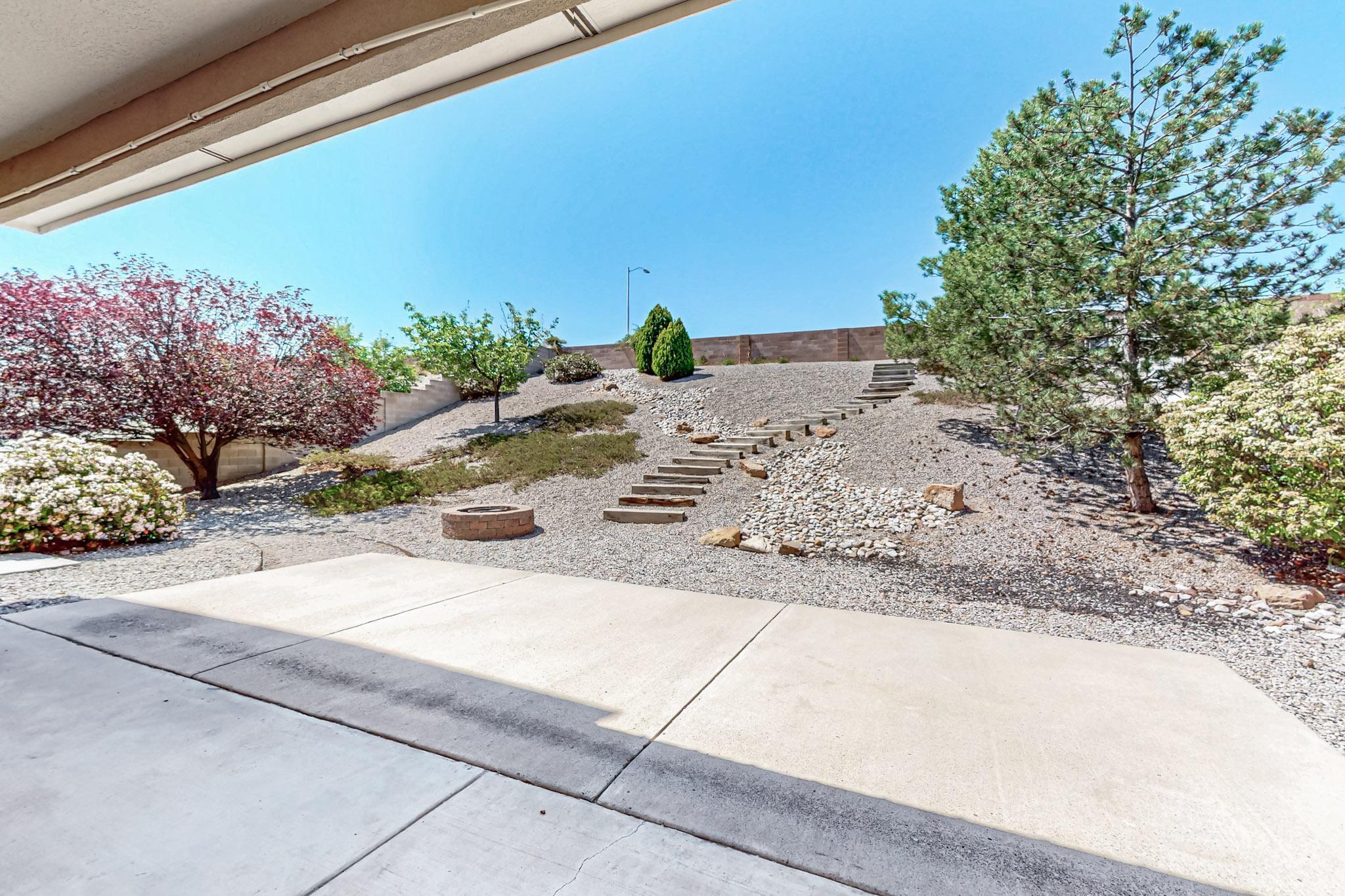 2157 DEER TRAIL Loop NE