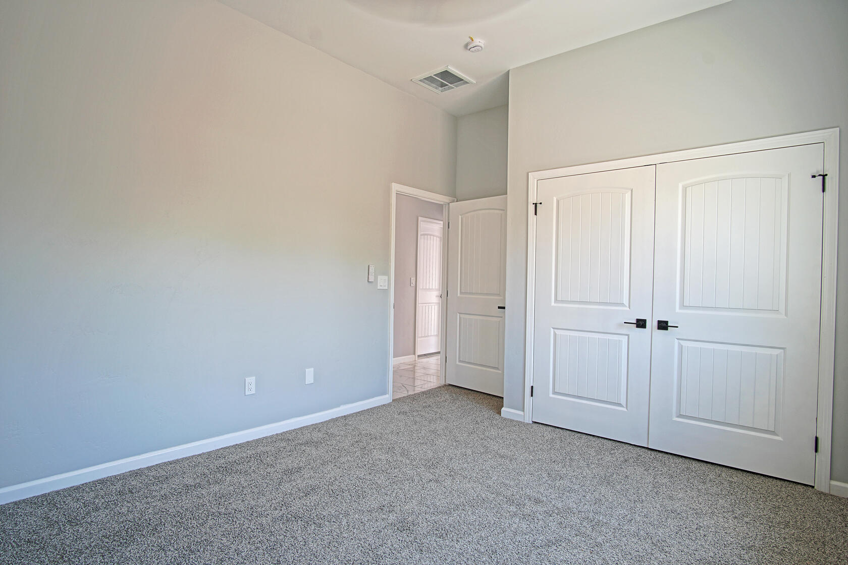 6981 ISLETA Boulevard SW