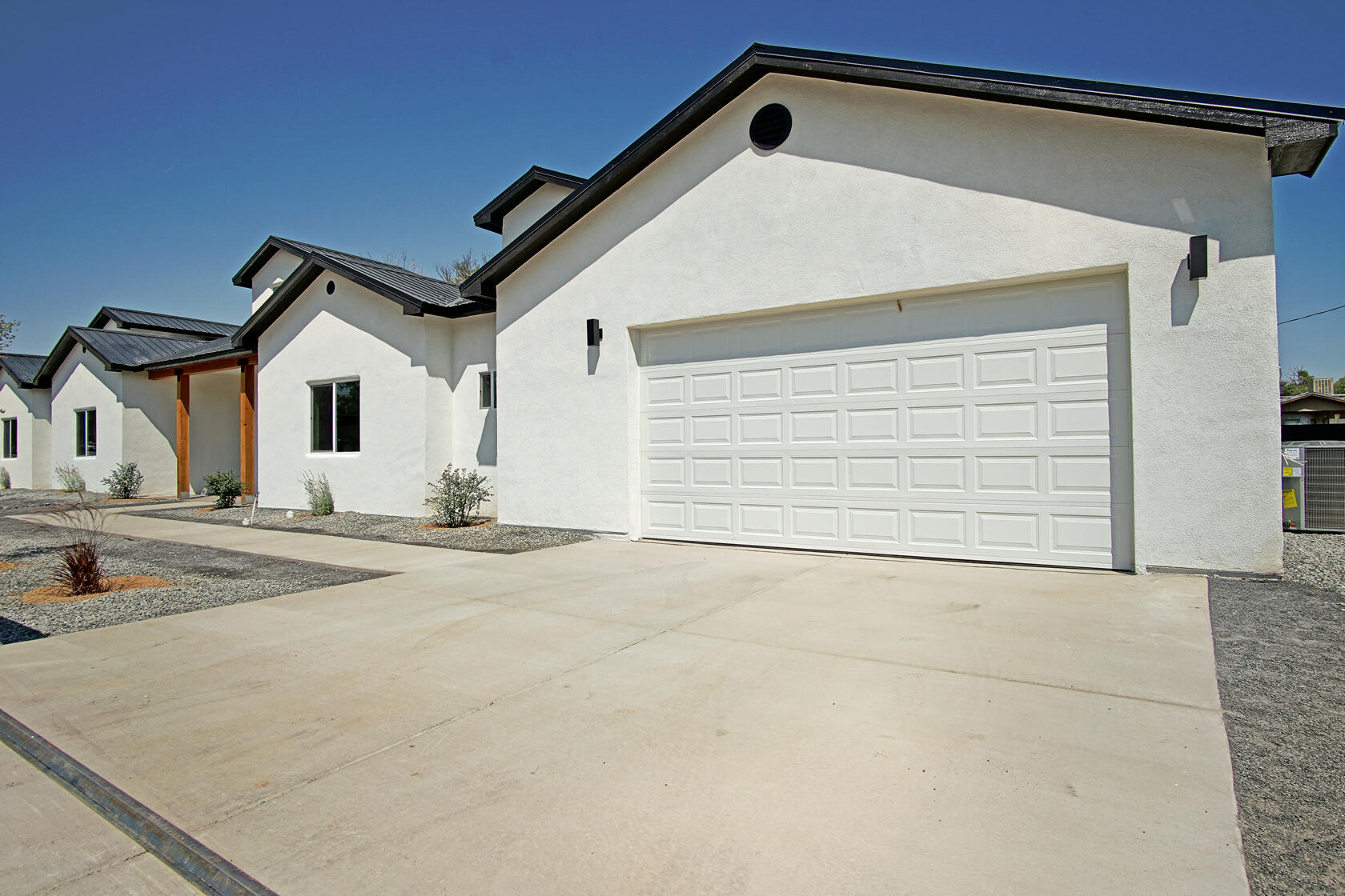 6981 ISLETA Boulevard SW