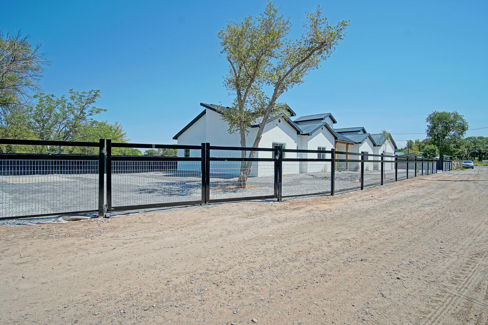 6981 ISLETA Boulevard SW