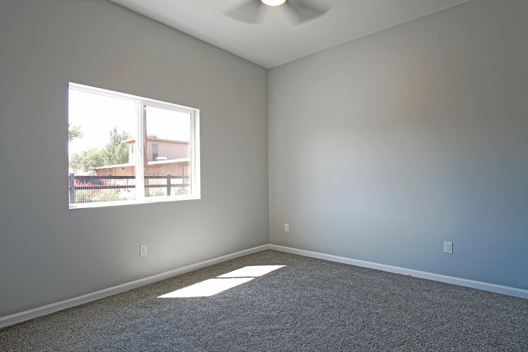 6981 ISLETA Boulevard SW