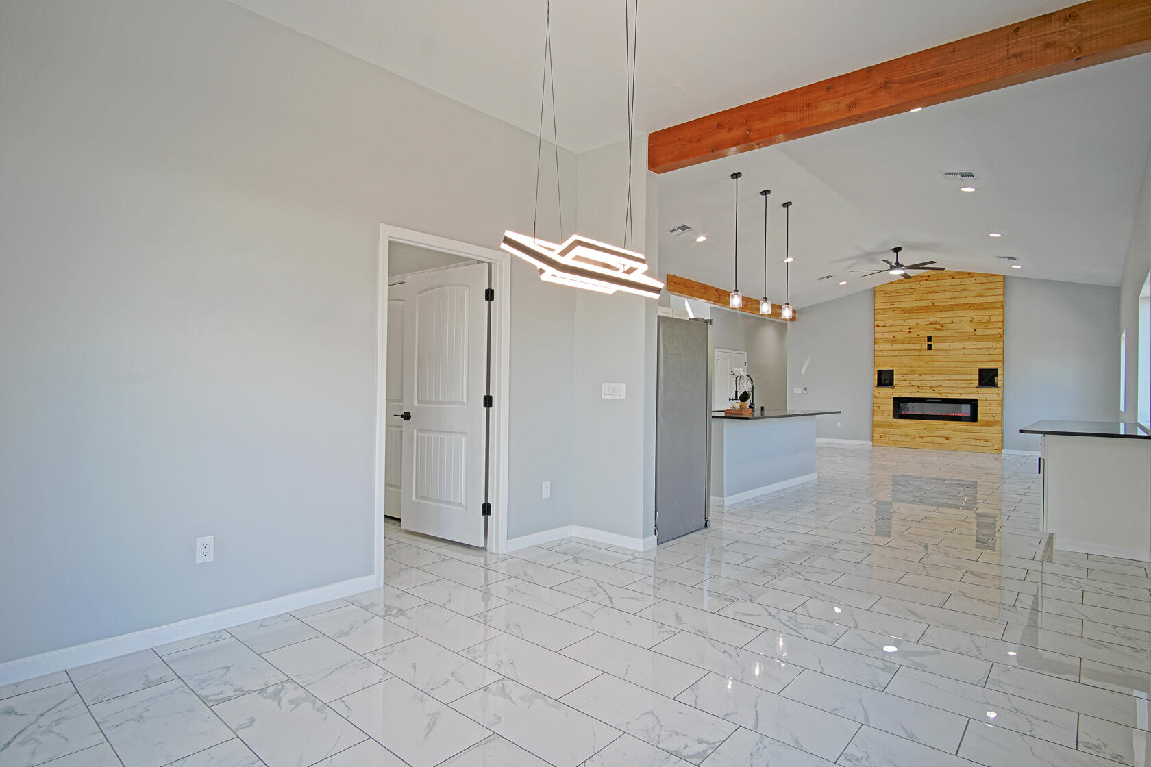 6981 ISLETA Boulevard SW