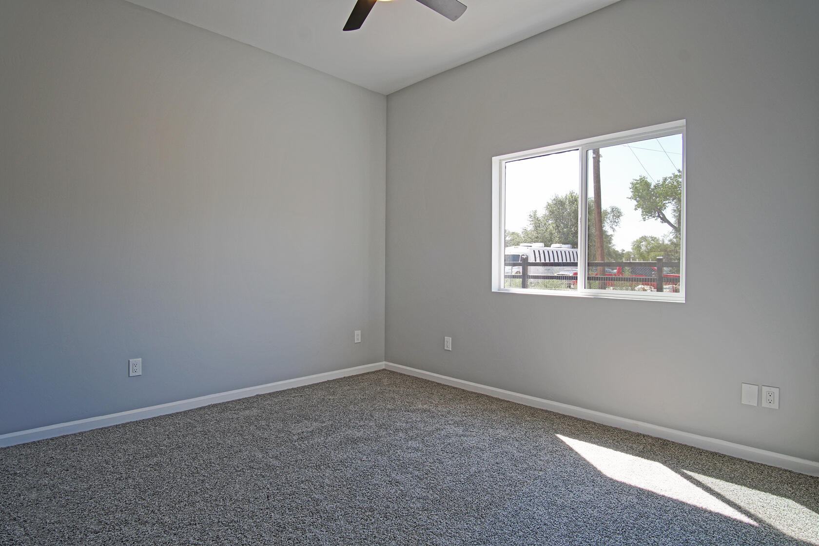 6981 ISLETA Boulevard SW