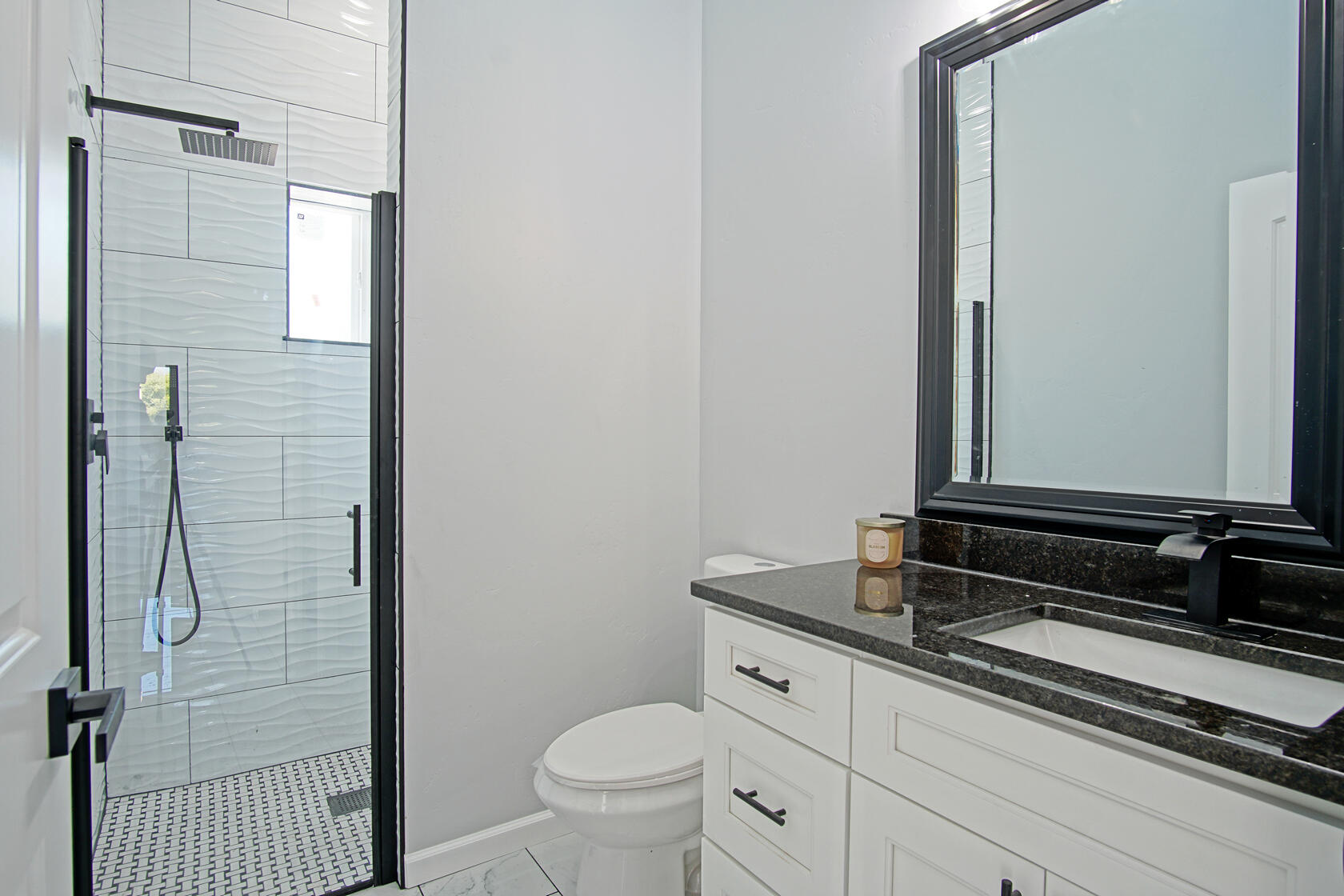 6981 ISLETA Boulevard SW